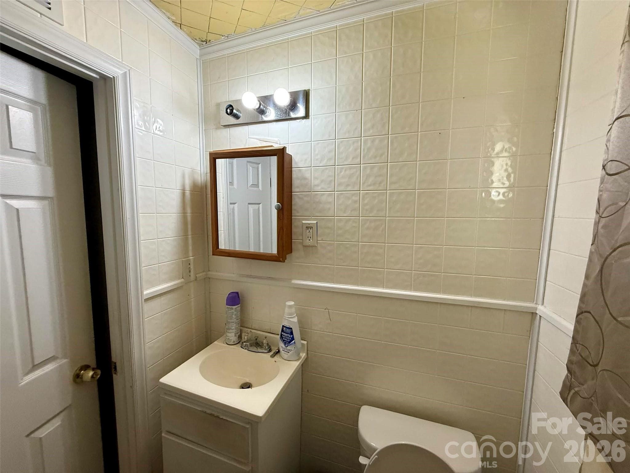 Single Family Residence at 2607 Crescent Lane, Gastonia, photo 13 of 19