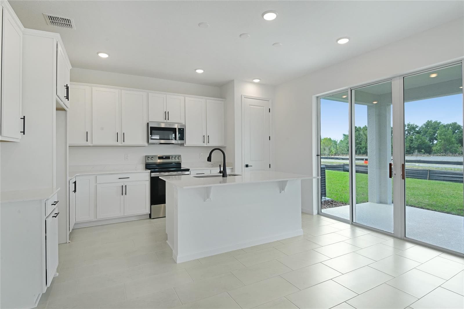 Single Family Residence at 3481 MACCHI AVE, TAVARES, photo 5 of 21