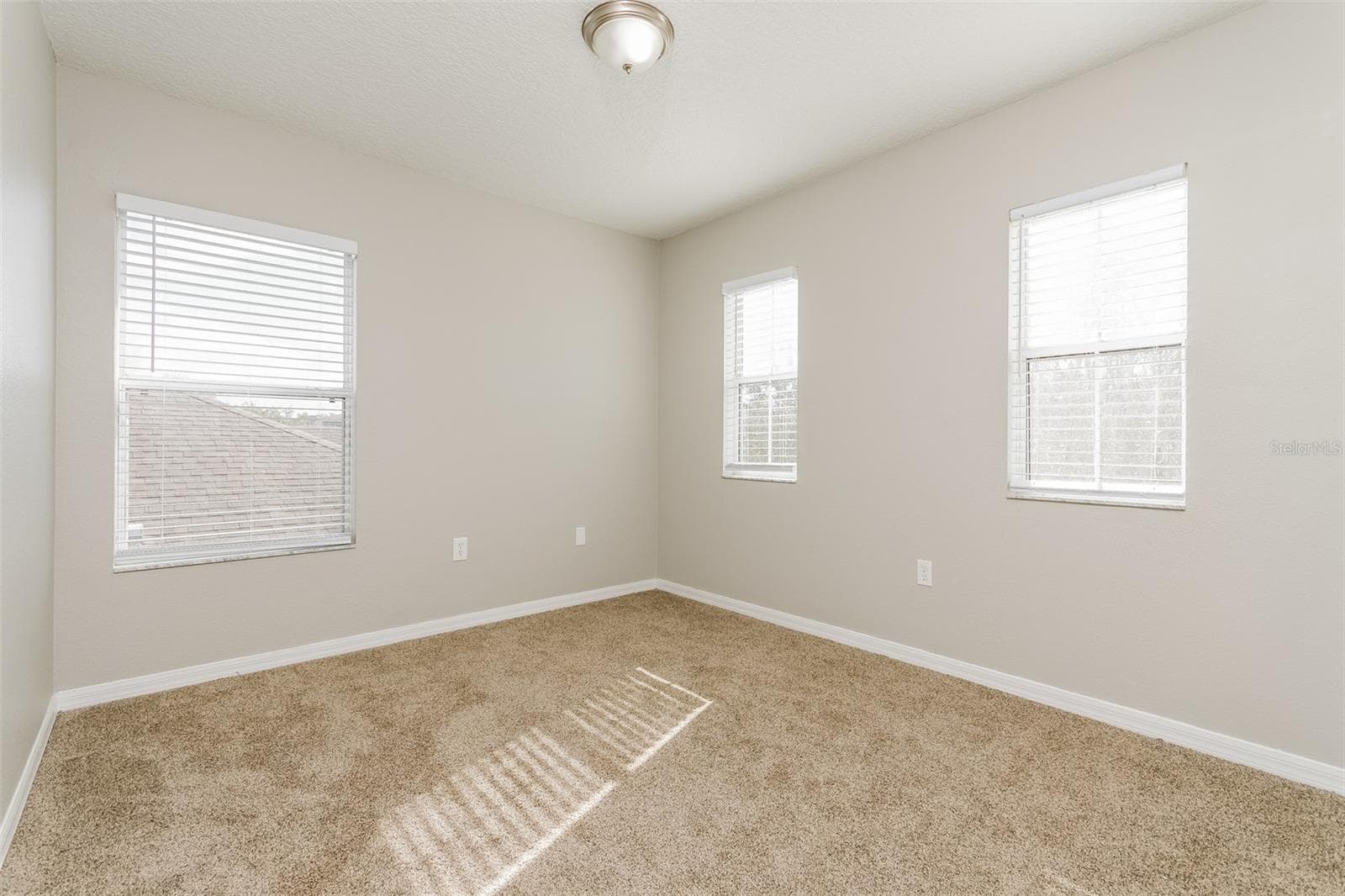 Single Family Residence at 513 BERRY JAMES CT, KISSIMMEE, photo 13 of 15