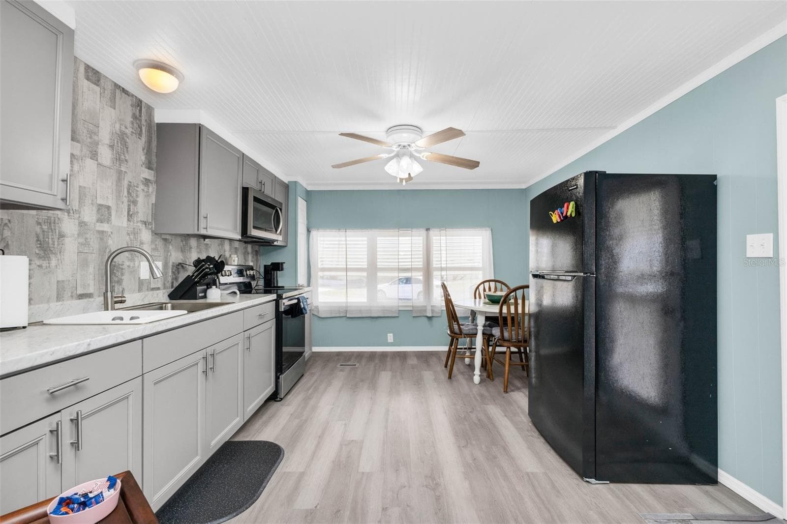Mobile Home at 6835 ANAPA CT, NORTH PORT, photo 2 of 25