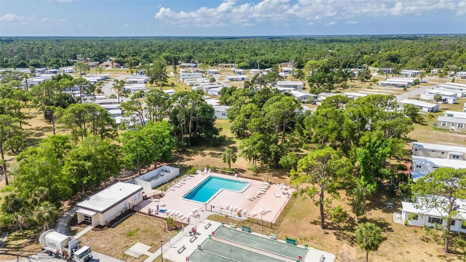 Mobile Home at 6835 ANAPA CT, NORTH PORT, photo 23 of 25
