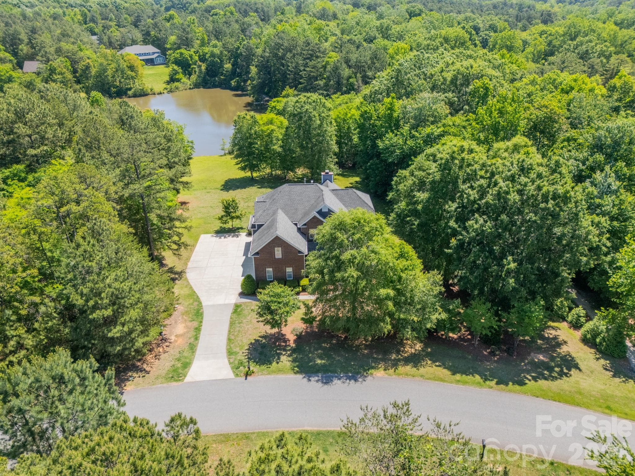 Single Family Residence at 188 Carolina Crossing Drive, York, photo 44 of 48