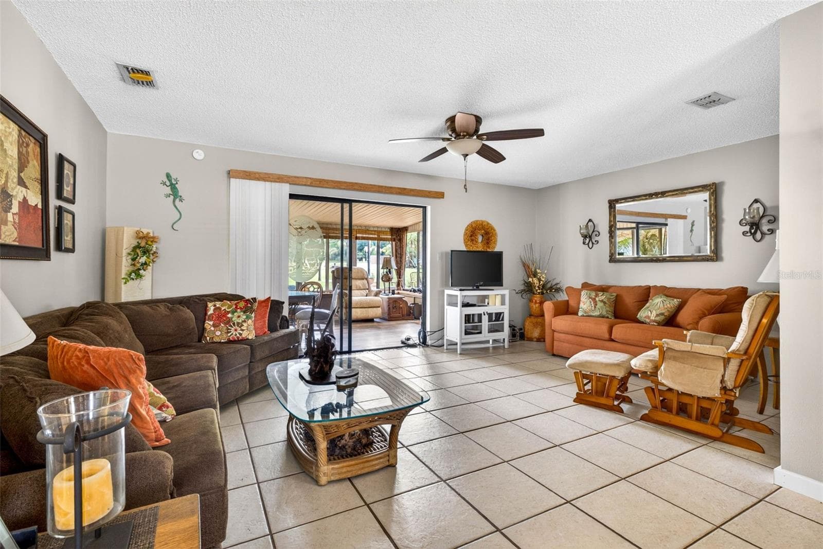 Single Family Residence at 8429 JACQUELINE CT, ZEPHYRHILLS, photo 17 of 57