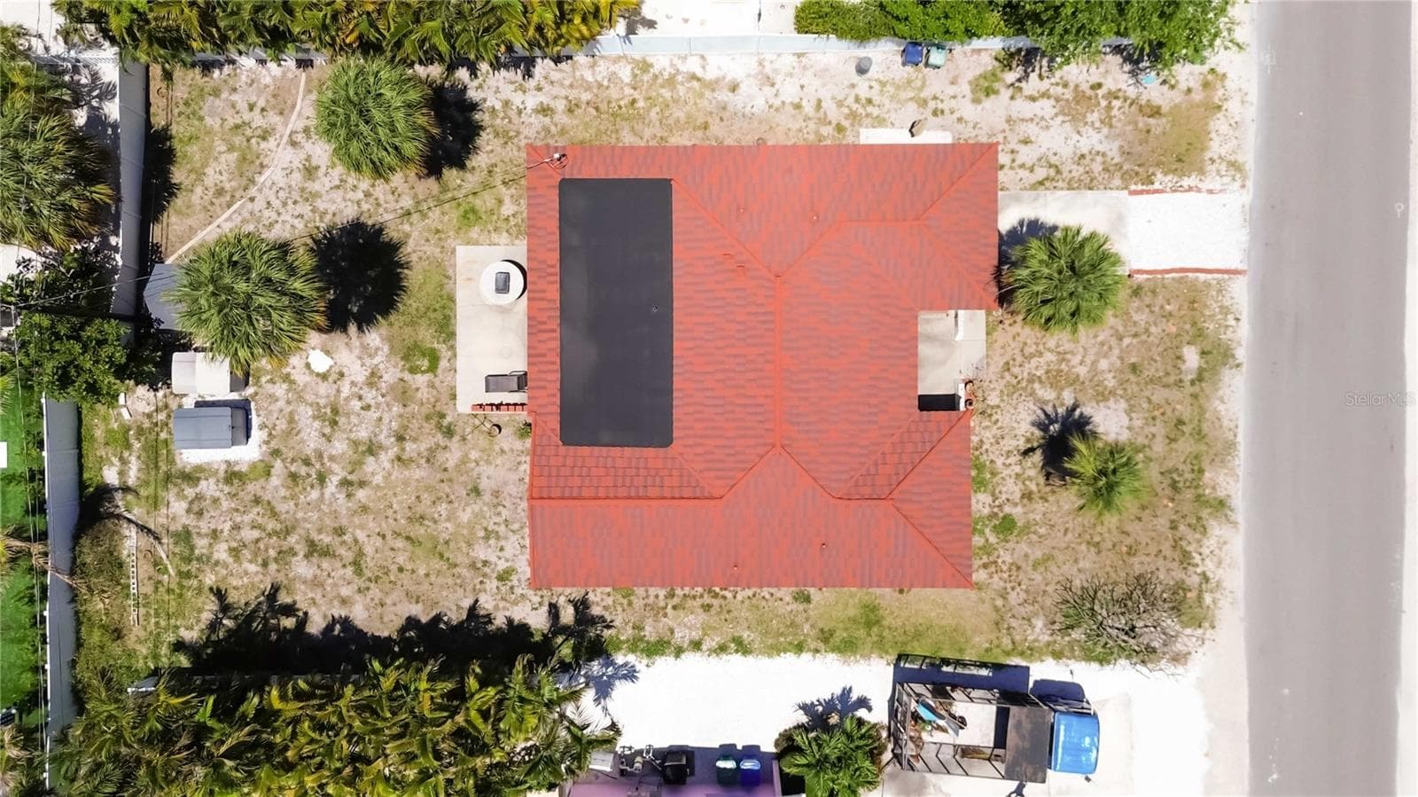New Steel Roof! - 306 PALM AVE, ANNA MARIA