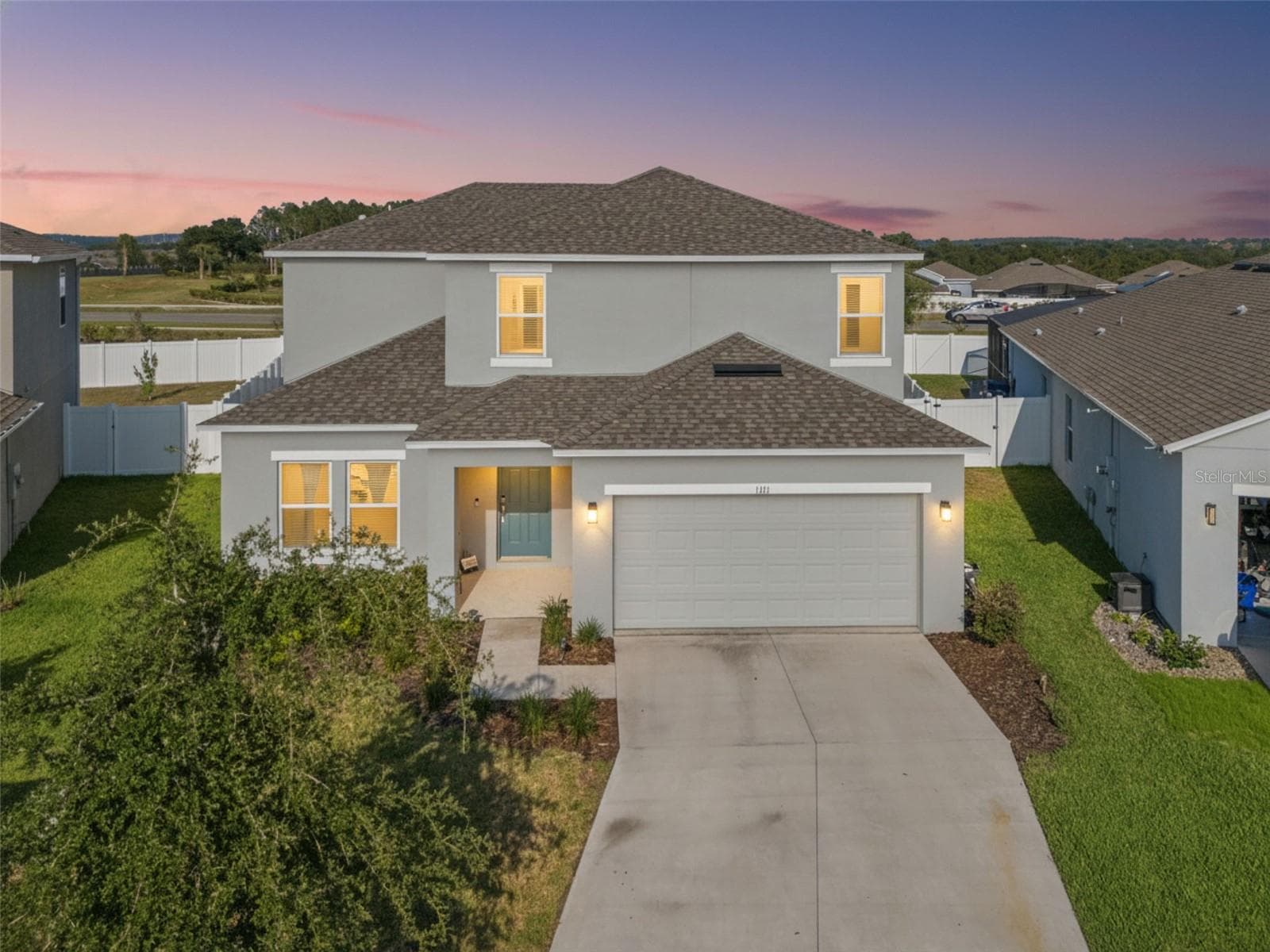 Single Family Residence at 1111 CALICO POINTE CIR, GROVELAND, photo 2 of 53