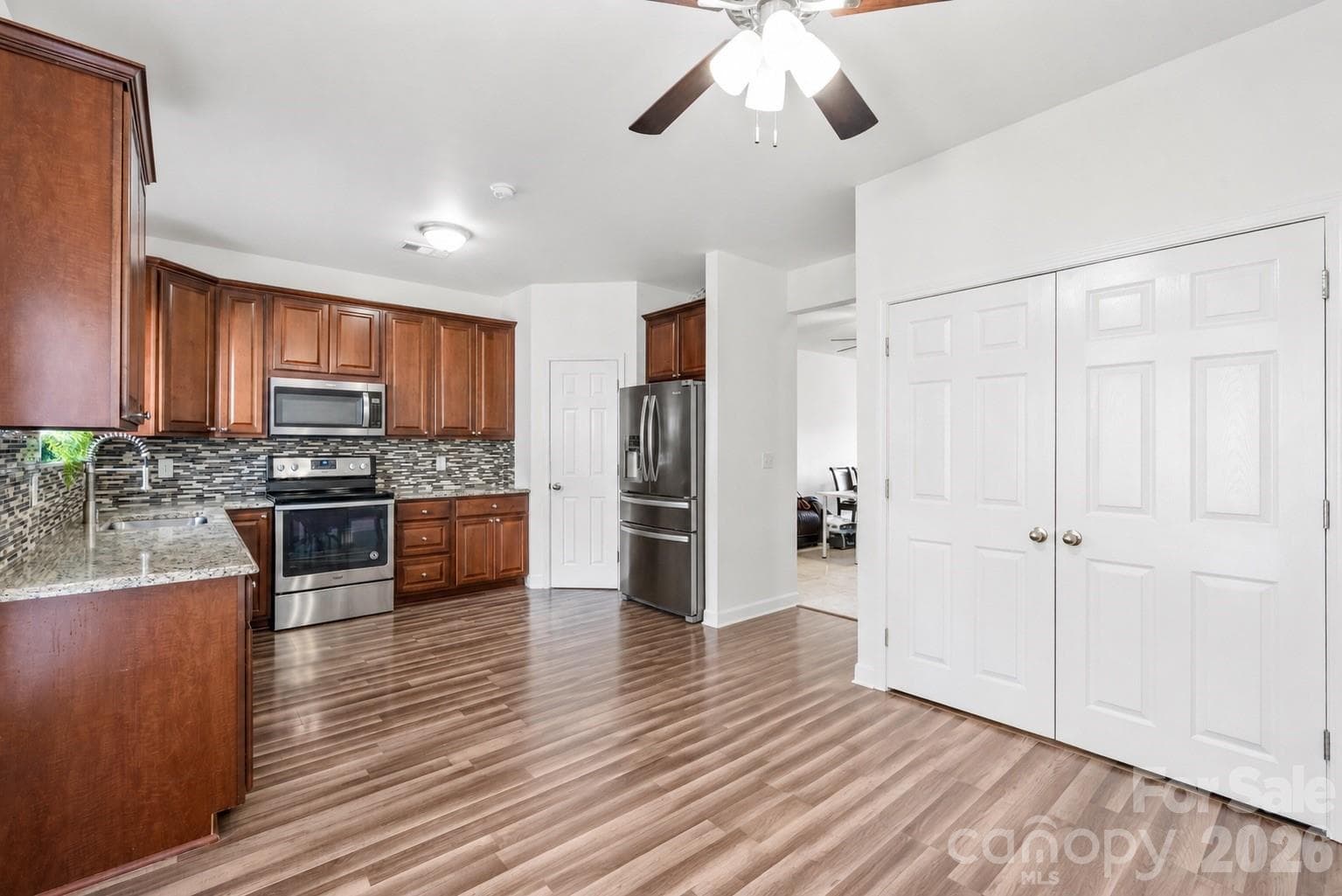 Townhouse at 1707 Kashmir White Lane, Fort Mill, photo 9 of 33