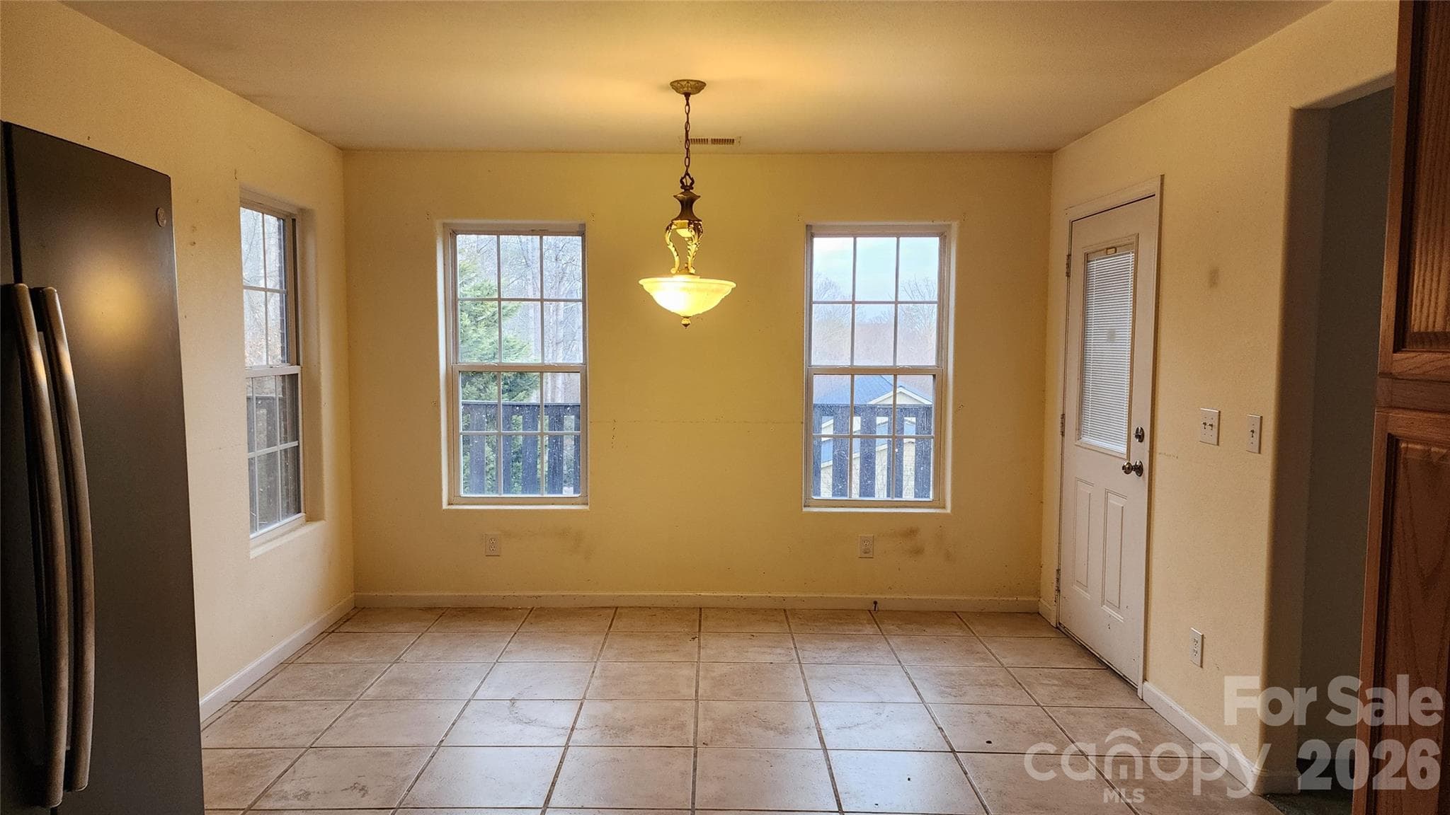 Dining Area - 200 Park Place, Morganton