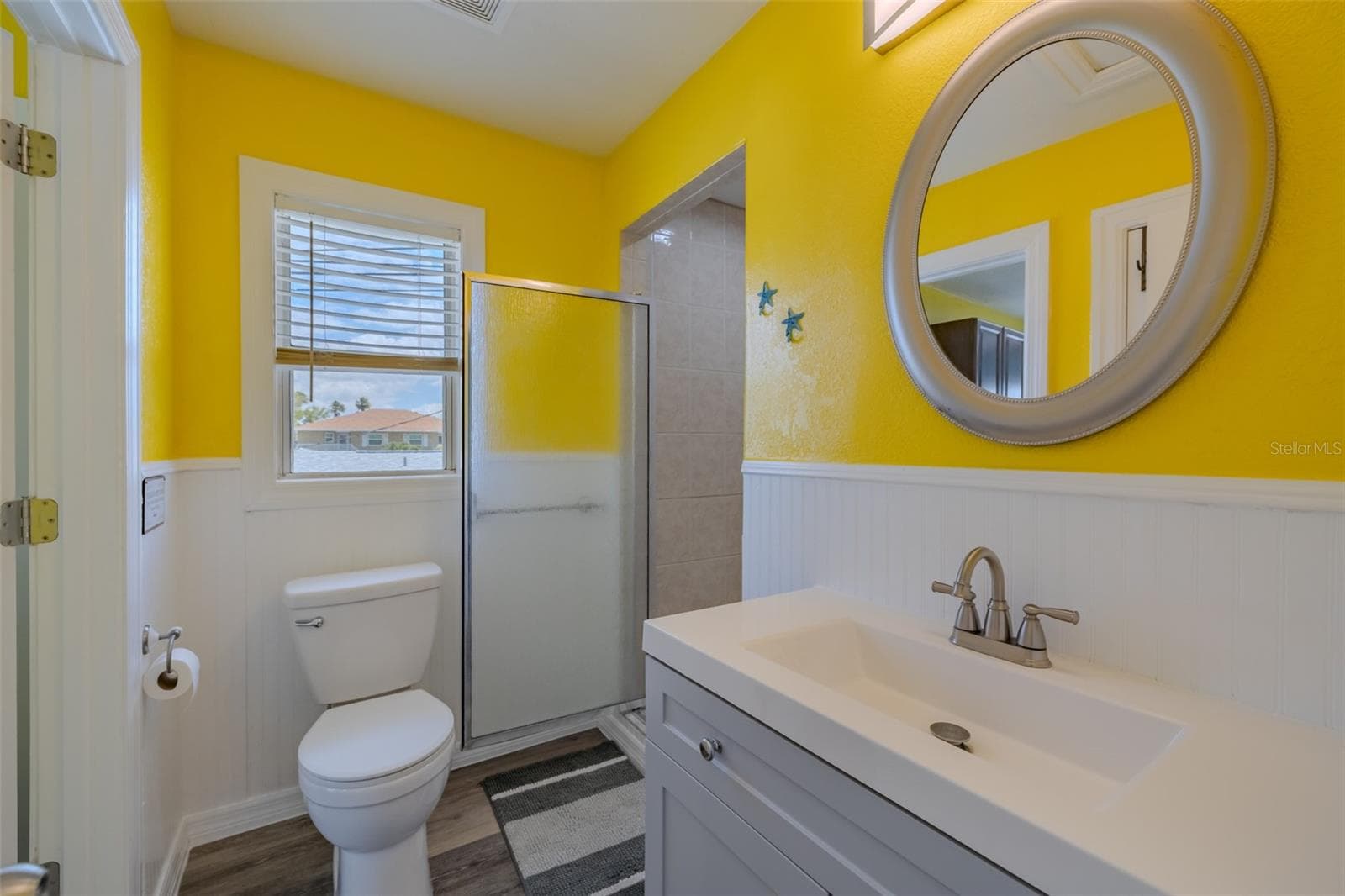 Full Bathroom - 13343 GULF BLVD #14, MADEIRA BEACH