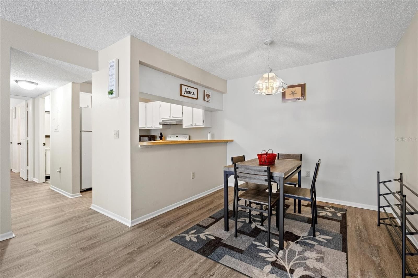 Condominium at 3275 BENEVA RD #104, SARASOTA, photo 2 of 28
