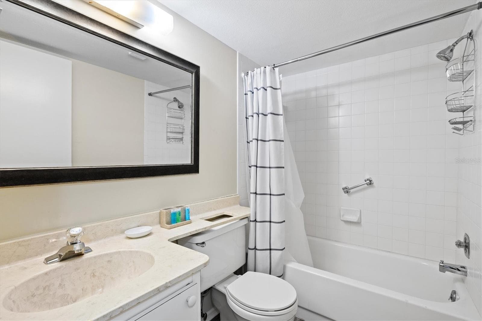 Condominium at 3275 BENEVA RD #104, SARASOTA, photo 10 of 28
