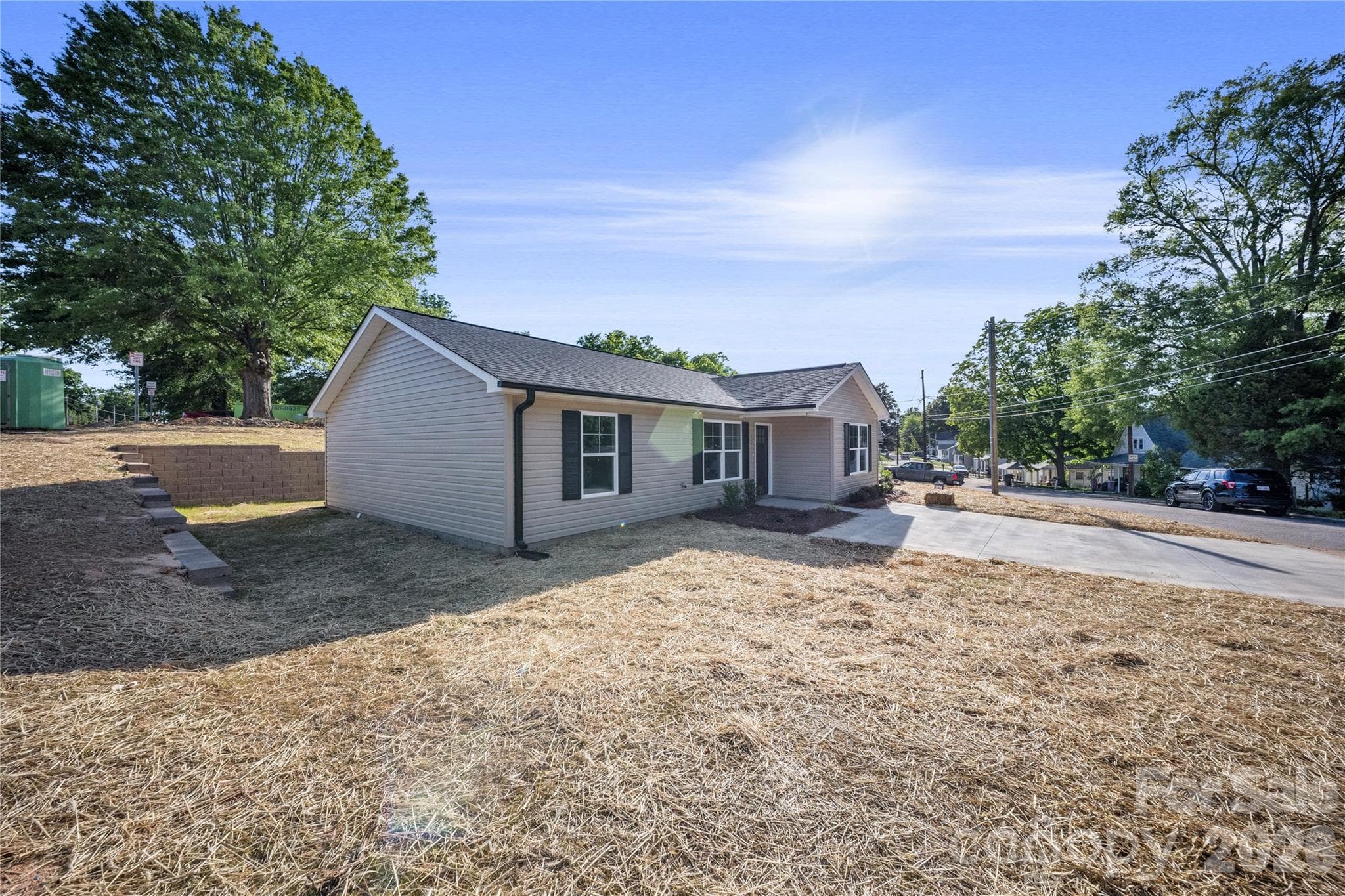 Single Family Residence at Kannapolis, photo 2 of 19
