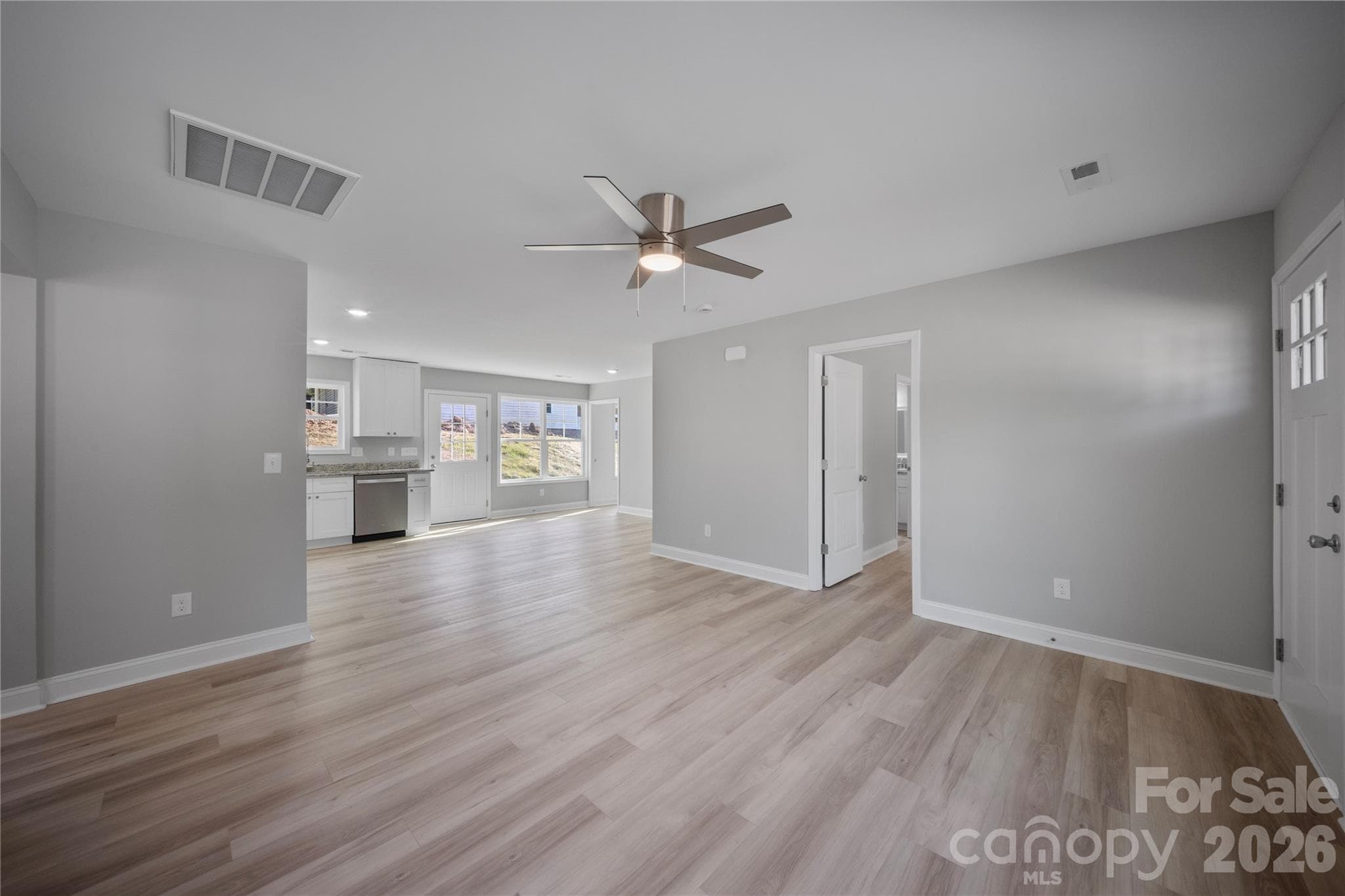 Single Family Residence at Kannapolis, photo 4 of 19