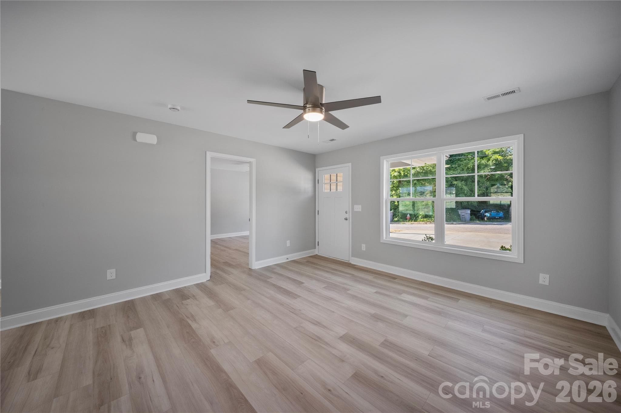 Single Family Residence at Kannapolis, photo 5 of 19