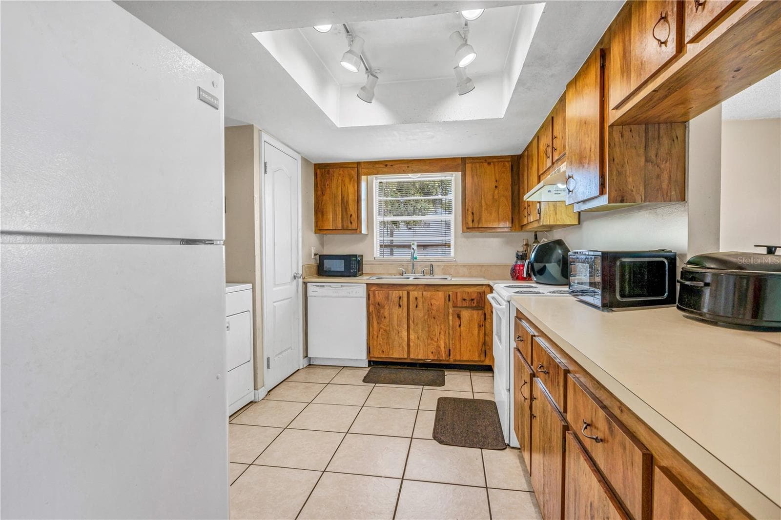 Condominium at 428 BANANA CAY DR #A, SOUTH DAYTONA, photo 9 of 30