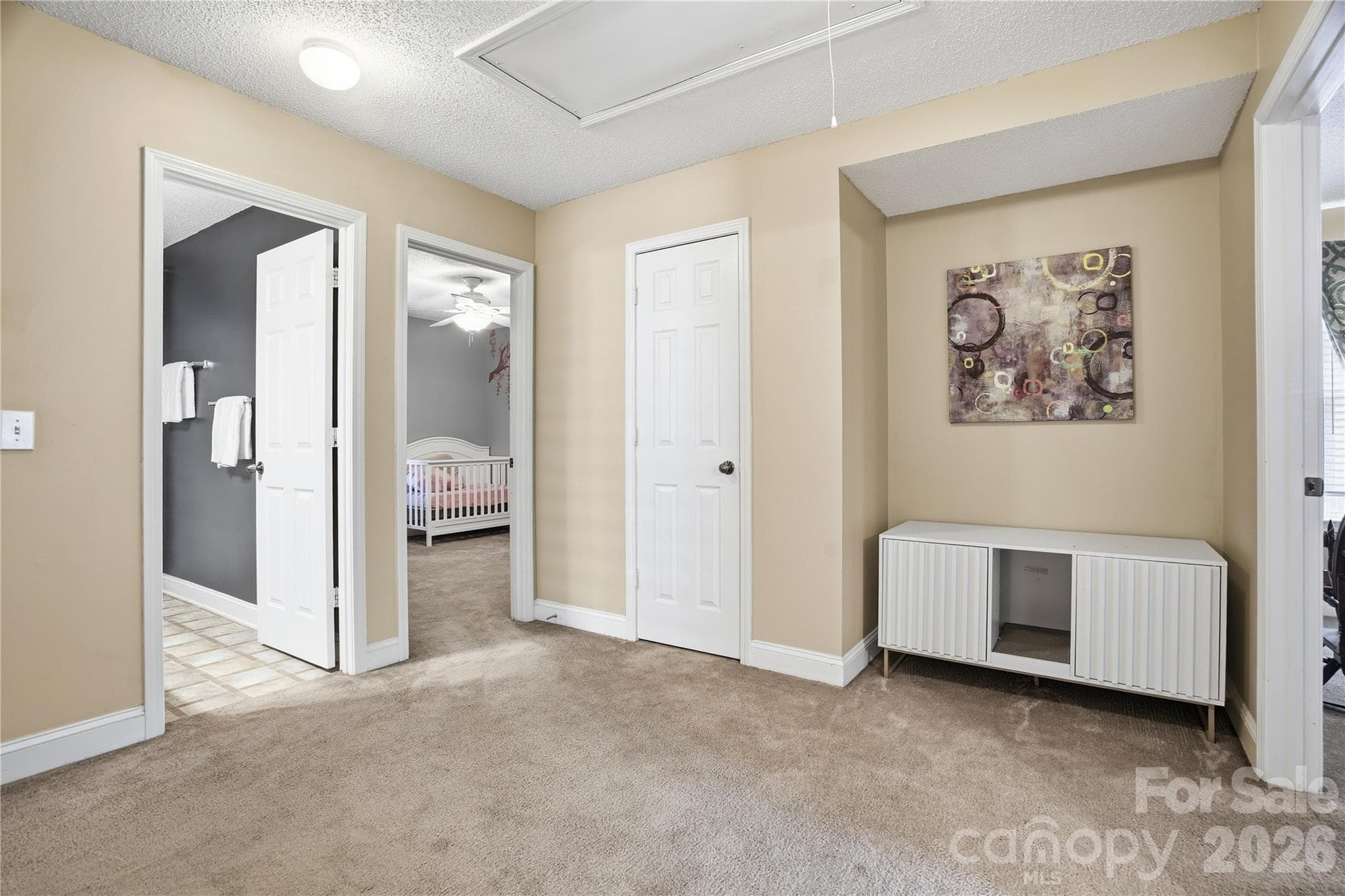 Spacious hallway - 13310 Pontchatrain Avenue, Charlotte