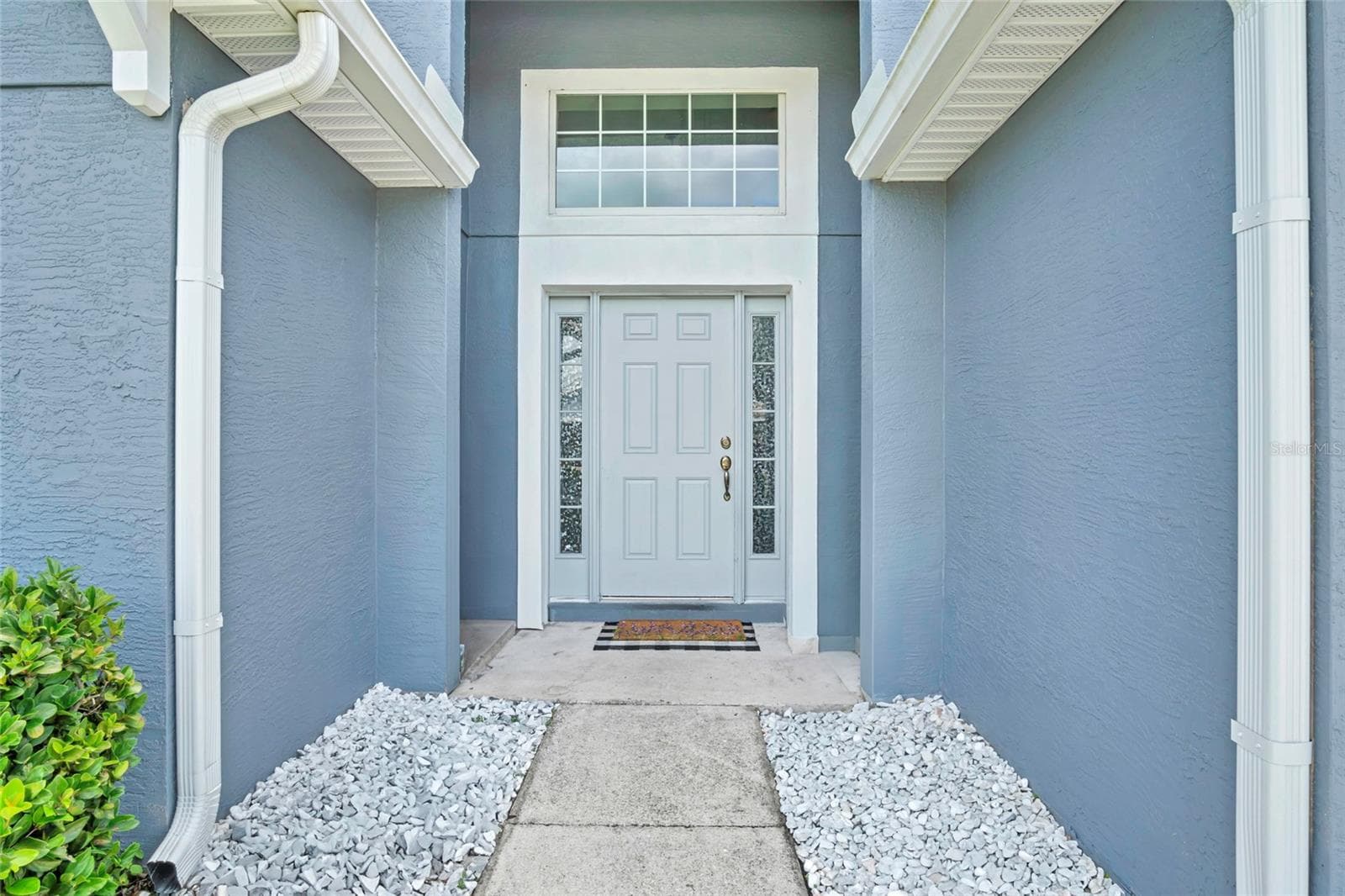 Front entry way - 8335 ADELE RD, LAKELAND