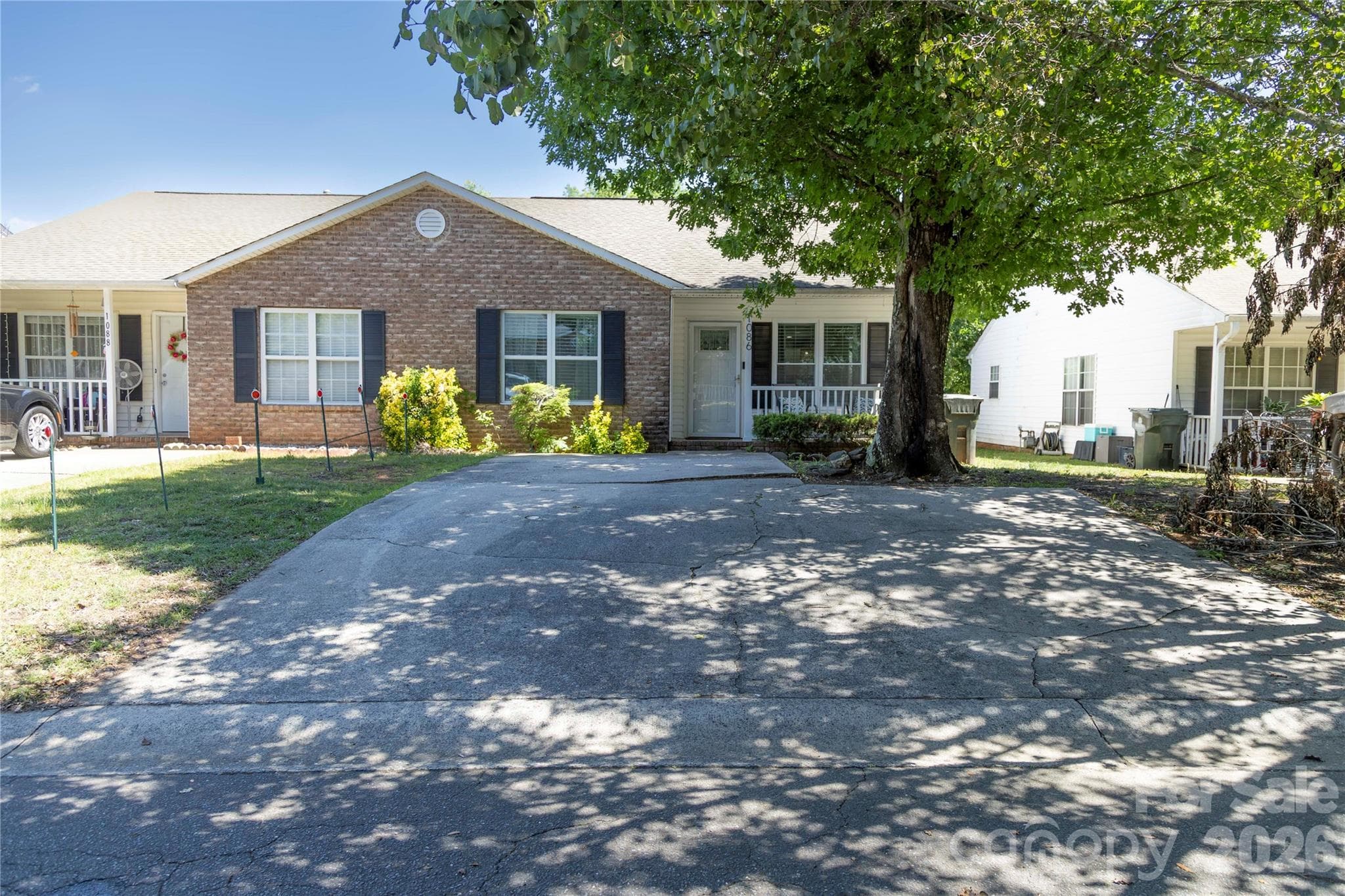 Townhouse at 1086 Cherry Meadow Lane, Rock Hill, photo 2 of 17