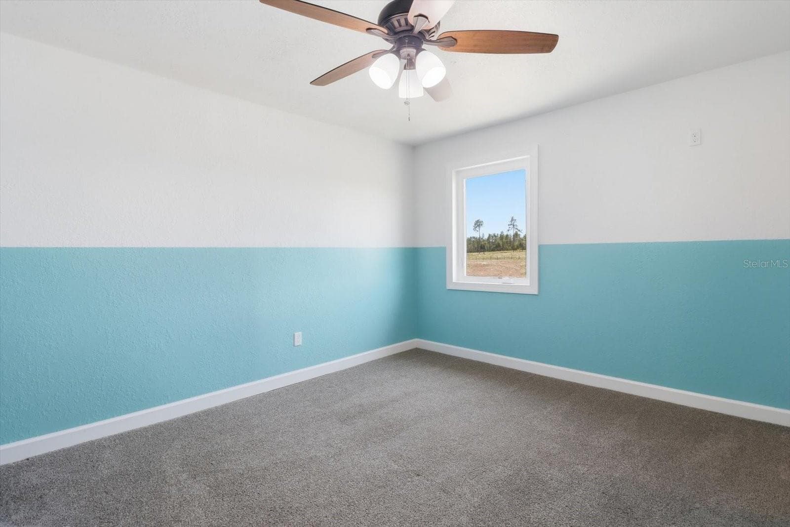 Single Family Residence at 9560 N PARKWOOD AVE, DUNNELLON, photo 25 of 50