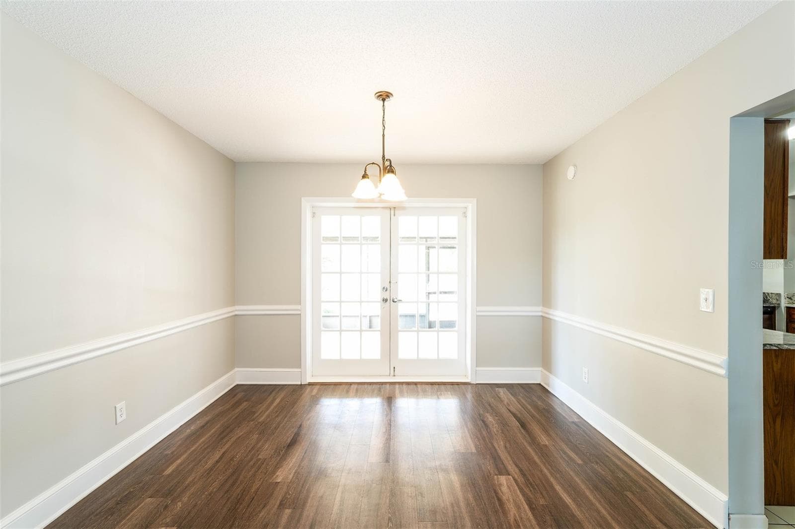 Single Family Residence at 8229 MALVERN CIR, TAMPA, photo 7 of 22