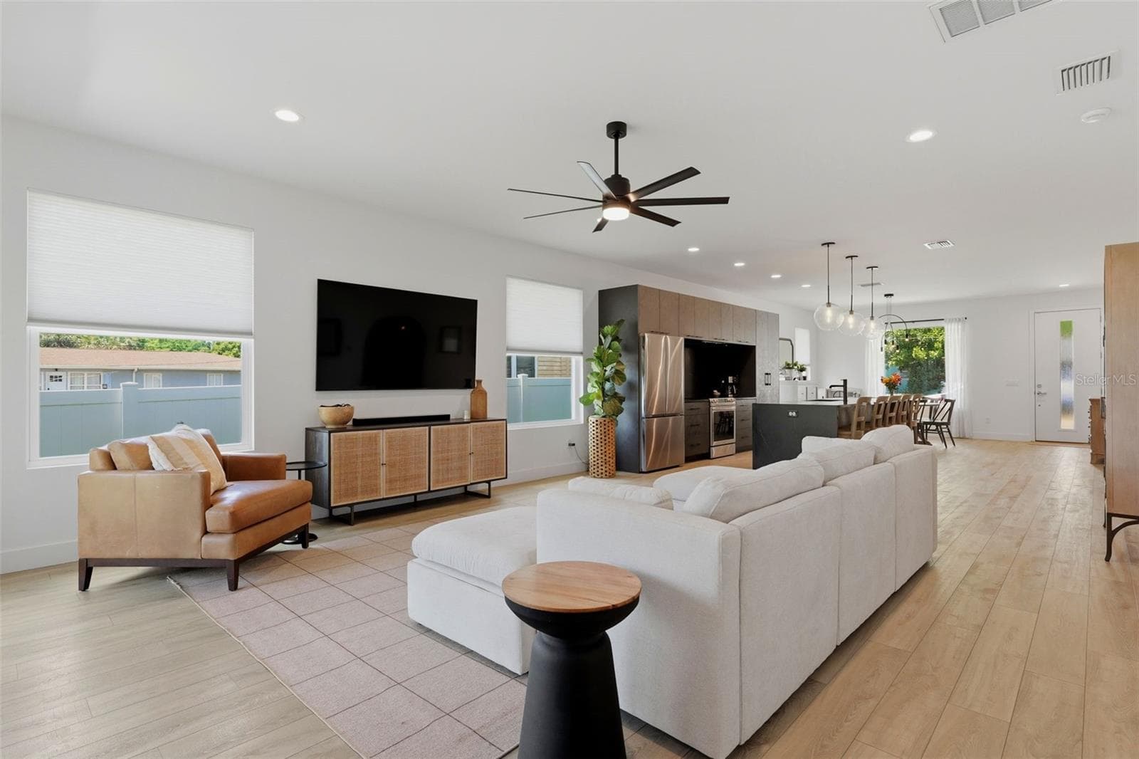 Single Family Residence at 5160 DARTMOUTH AVE N, ST PETERSBURG, photo 20 of 59