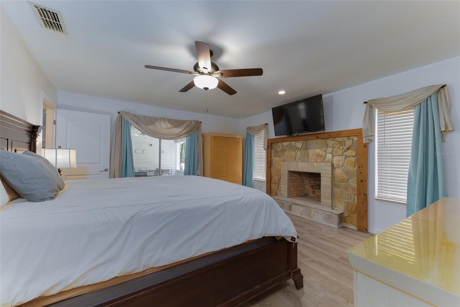 Primary Bedroom - 39 WOOD RIDGE DR, OCALA