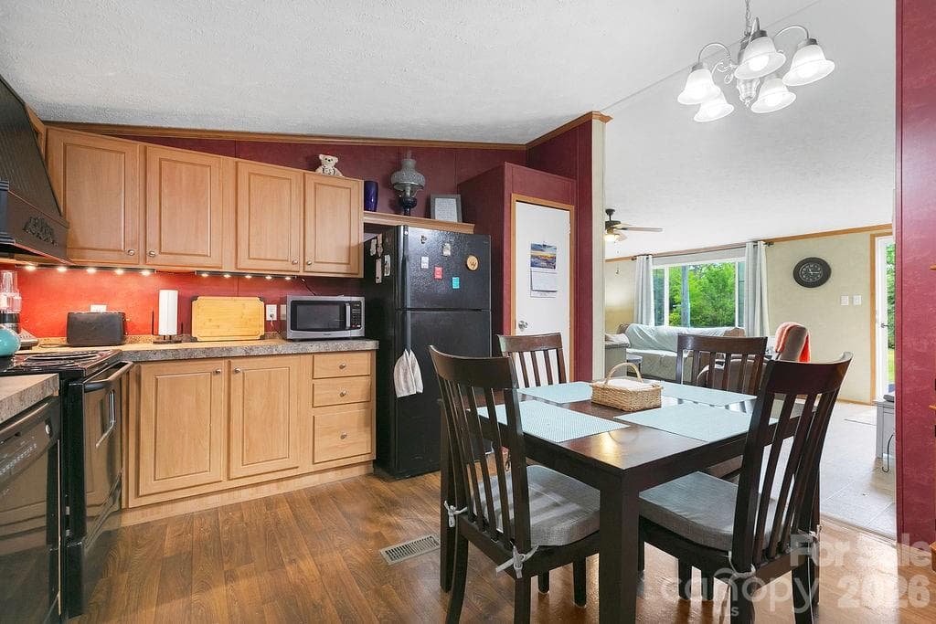 Dining Area - 111 Wild Hog Creek Road, Rosman