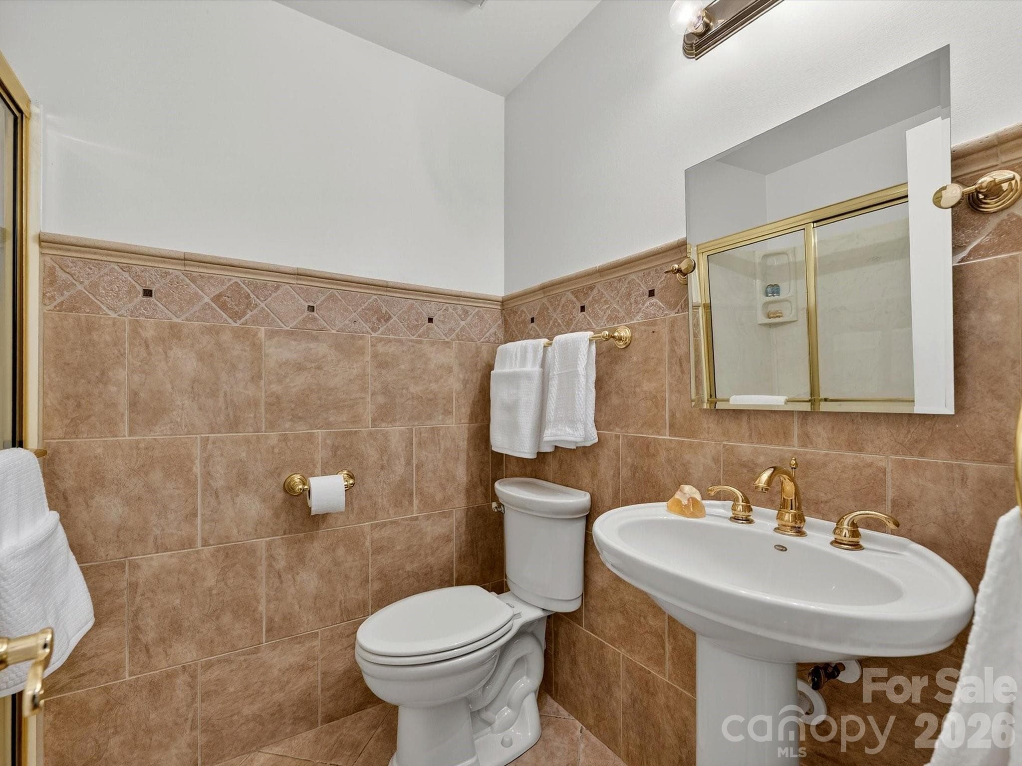 Condominium at 7444 Hurstbourne Green Drive, Charlotte, photo 23 of 24