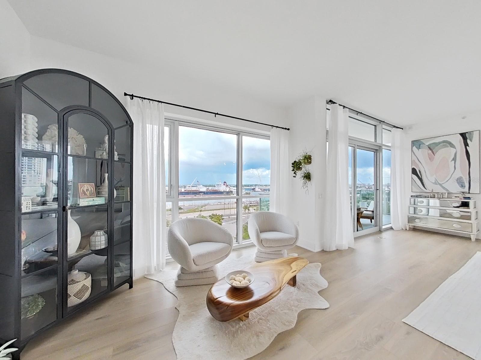Condominium at 912 CHANNELSIDE DR #2805, TAMPA, photo 16 of 79