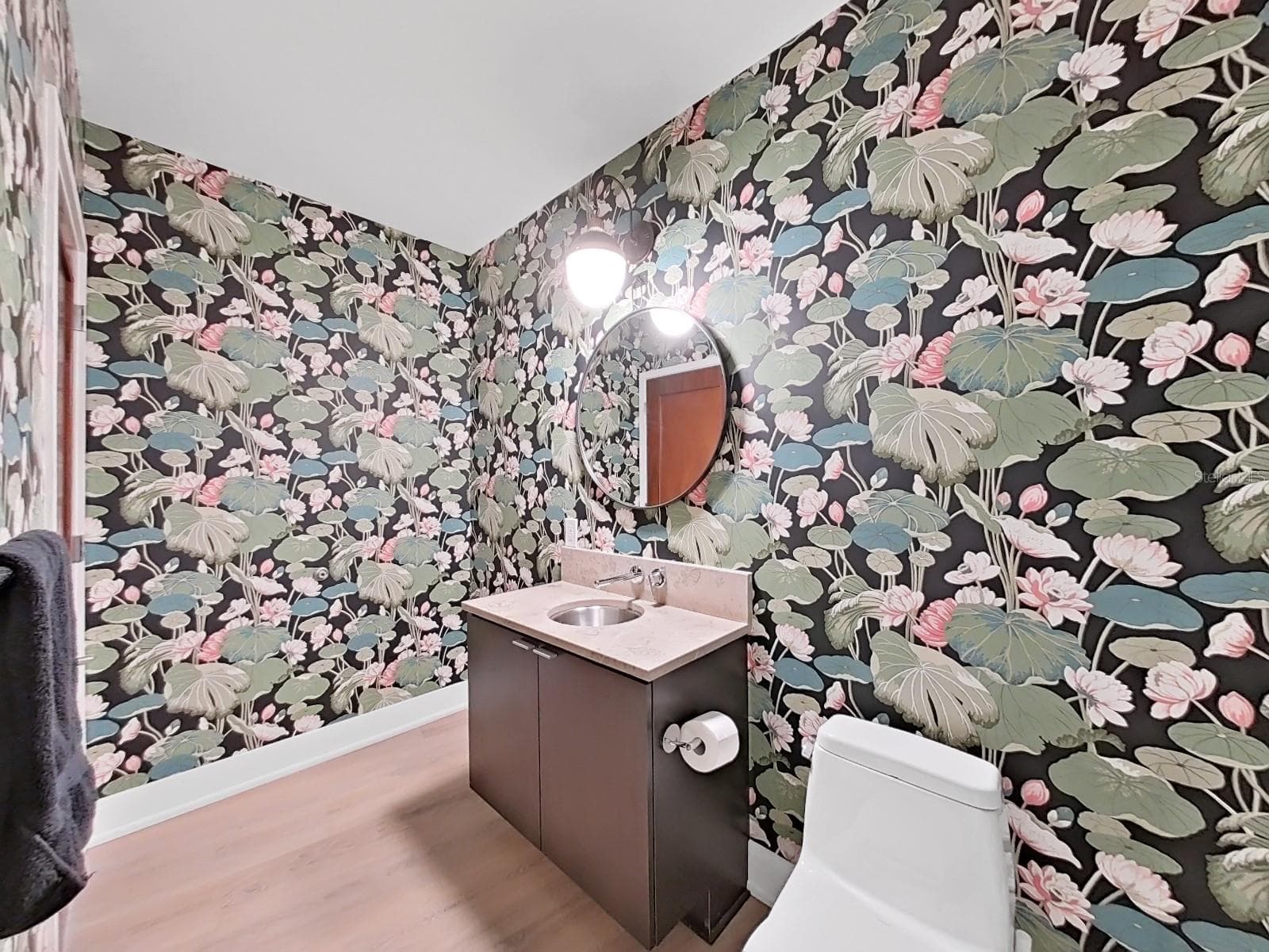 Condominium at 912 CHANNELSIDE DR #2805, TAMPA, photo 26 of 79