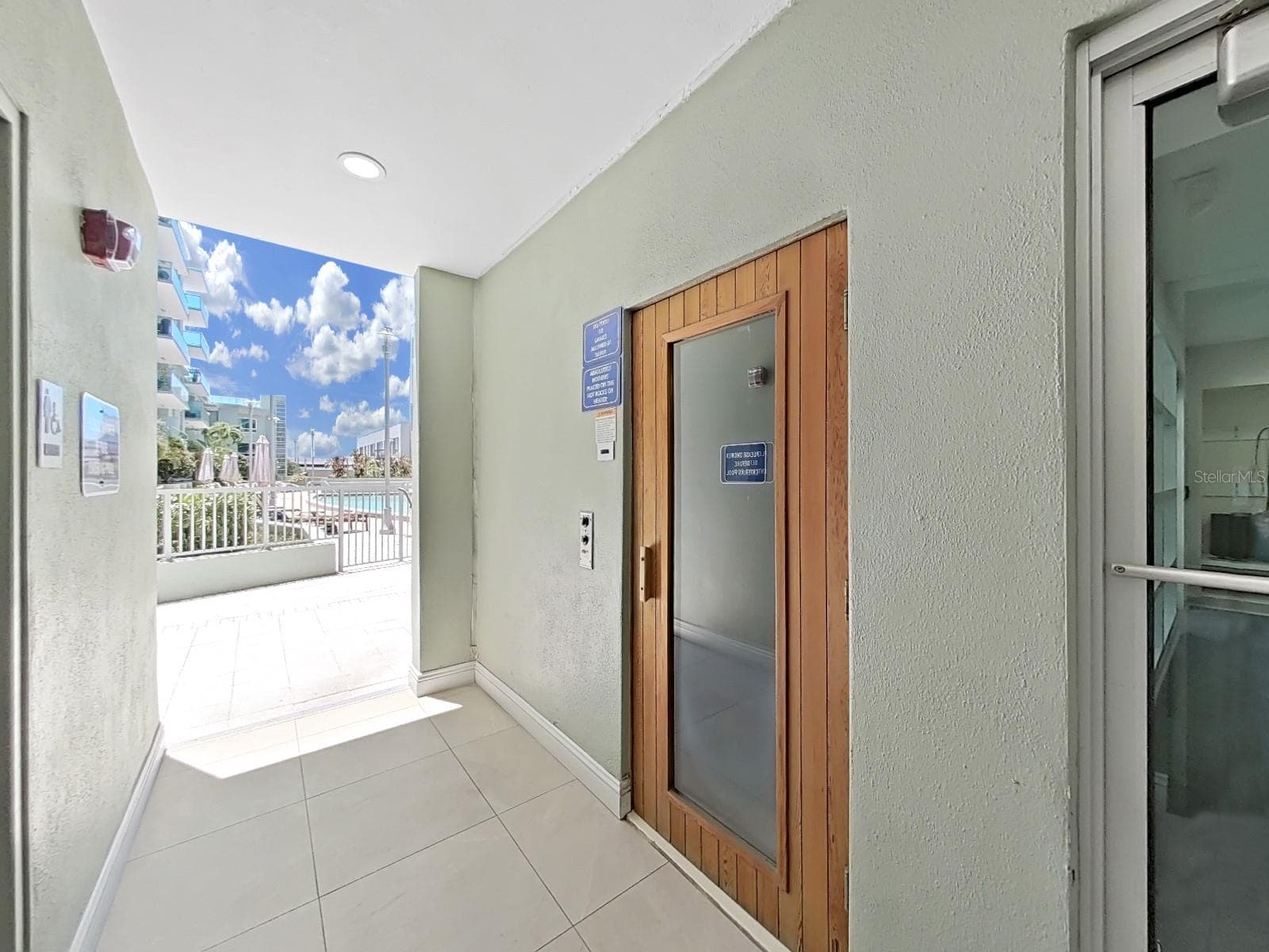 Condominium at 912 CHANNELSIDE DR #2805, TAMPA, photo 53 of 79