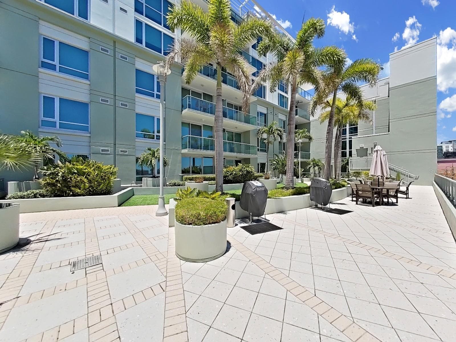 Condominium at 912 CHANNELSIDE DR #2805, TAMPA, photo 78 of 79