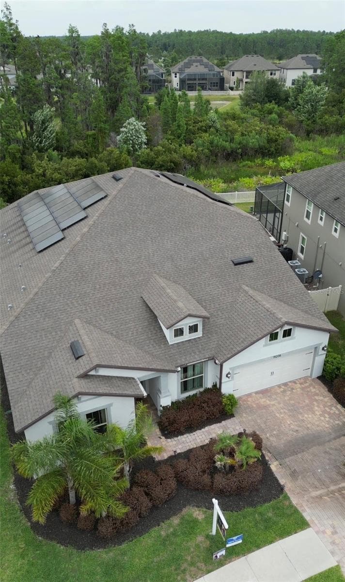 Single Family Residence at 19206 BRIARBROOK DR, TAMPA, photo 5 of 39