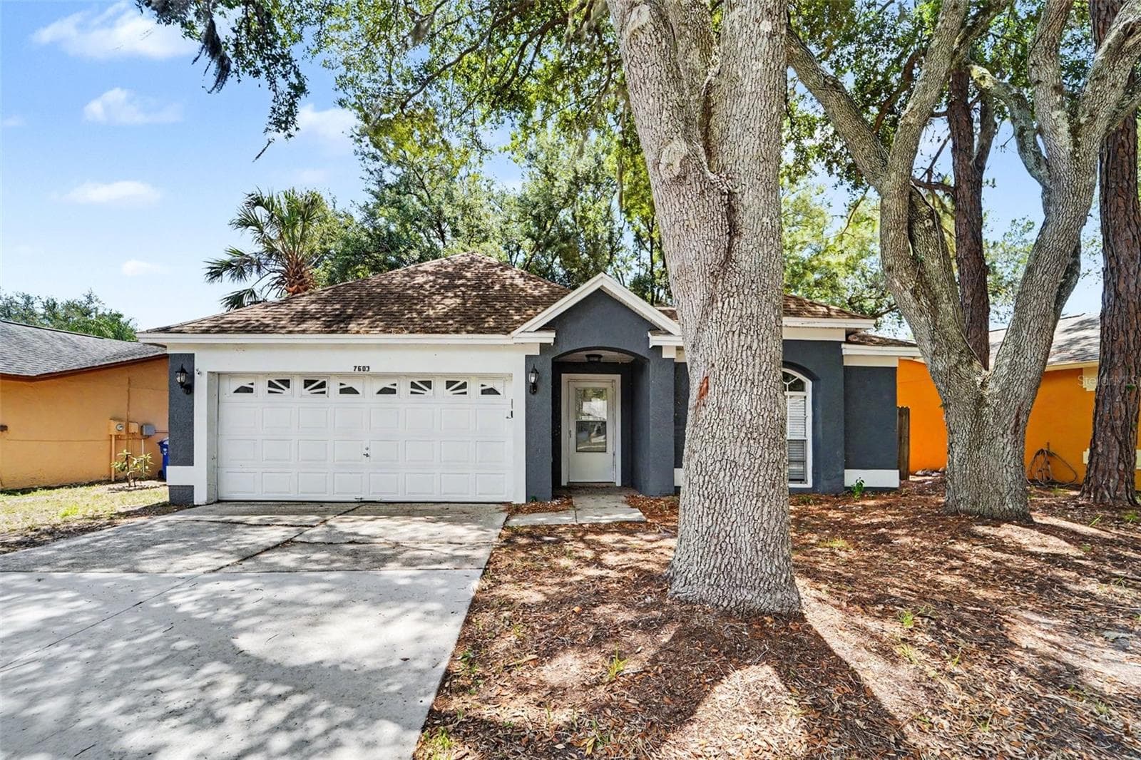 Single Family Residence at 7603 SAVANNAH LN, TAMPA, photo 2 of 20