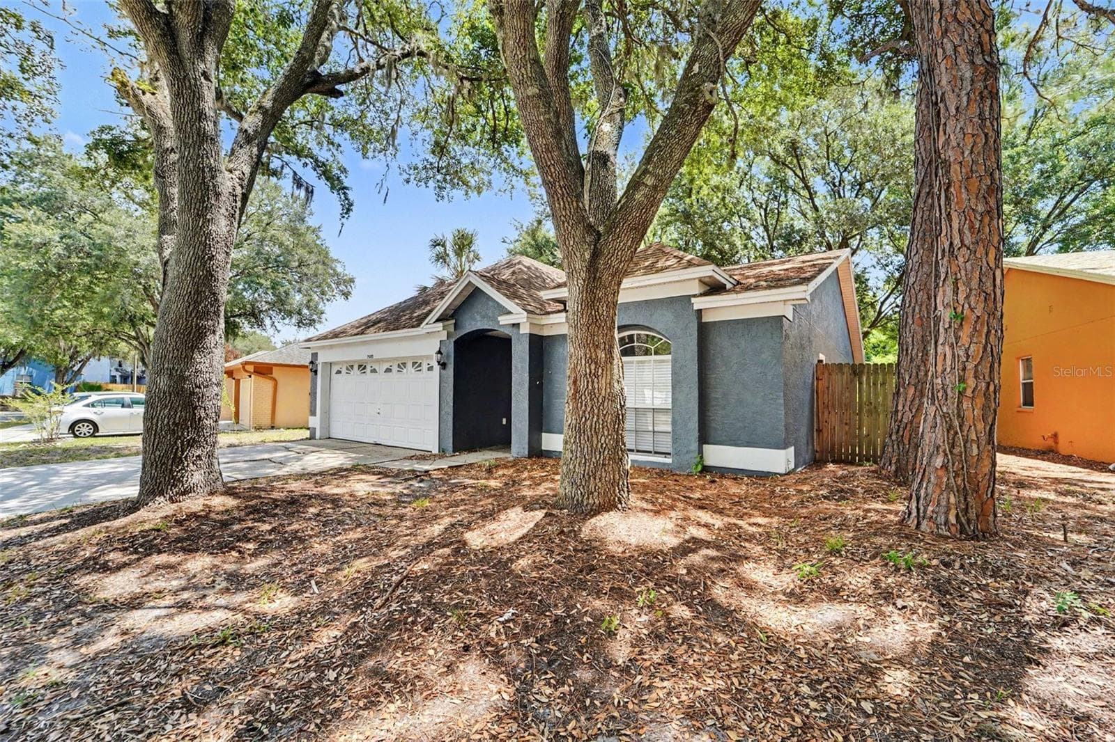 Single Family Residence at 7603 SAVANNAH LN, TAMPA, photo 3 of 20