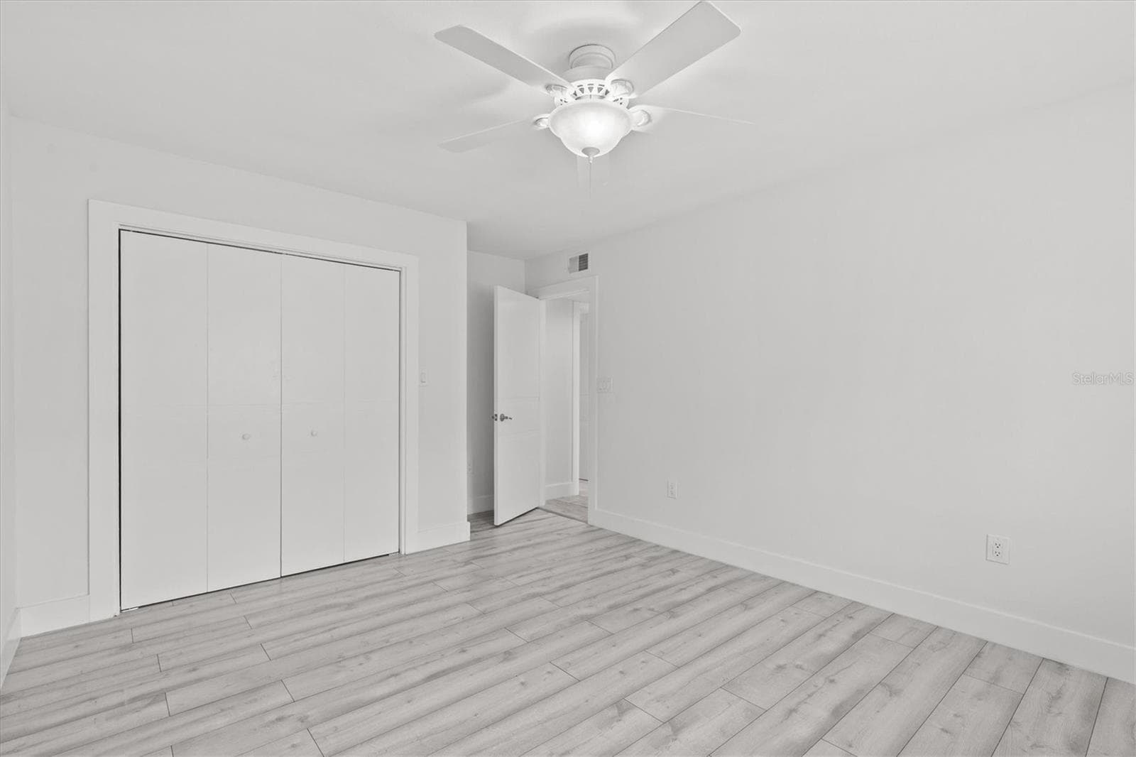 Downstairs bedroom 4 - 13915 WHISPERWOOD DR, CLEARWATER
