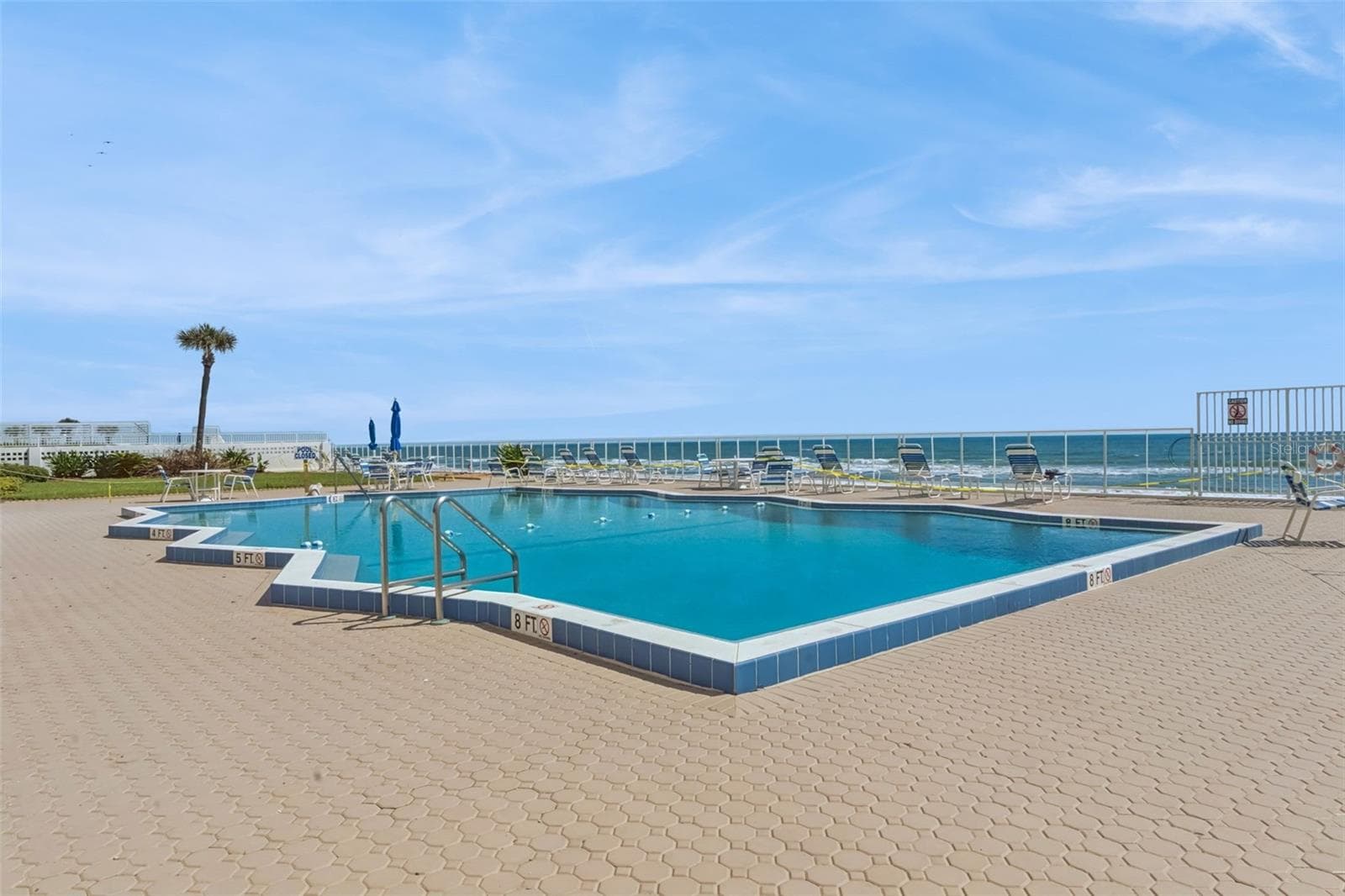 Let's take a dip - 2900 N ATLANTIC AVE #1106, DAYTONA BEACH