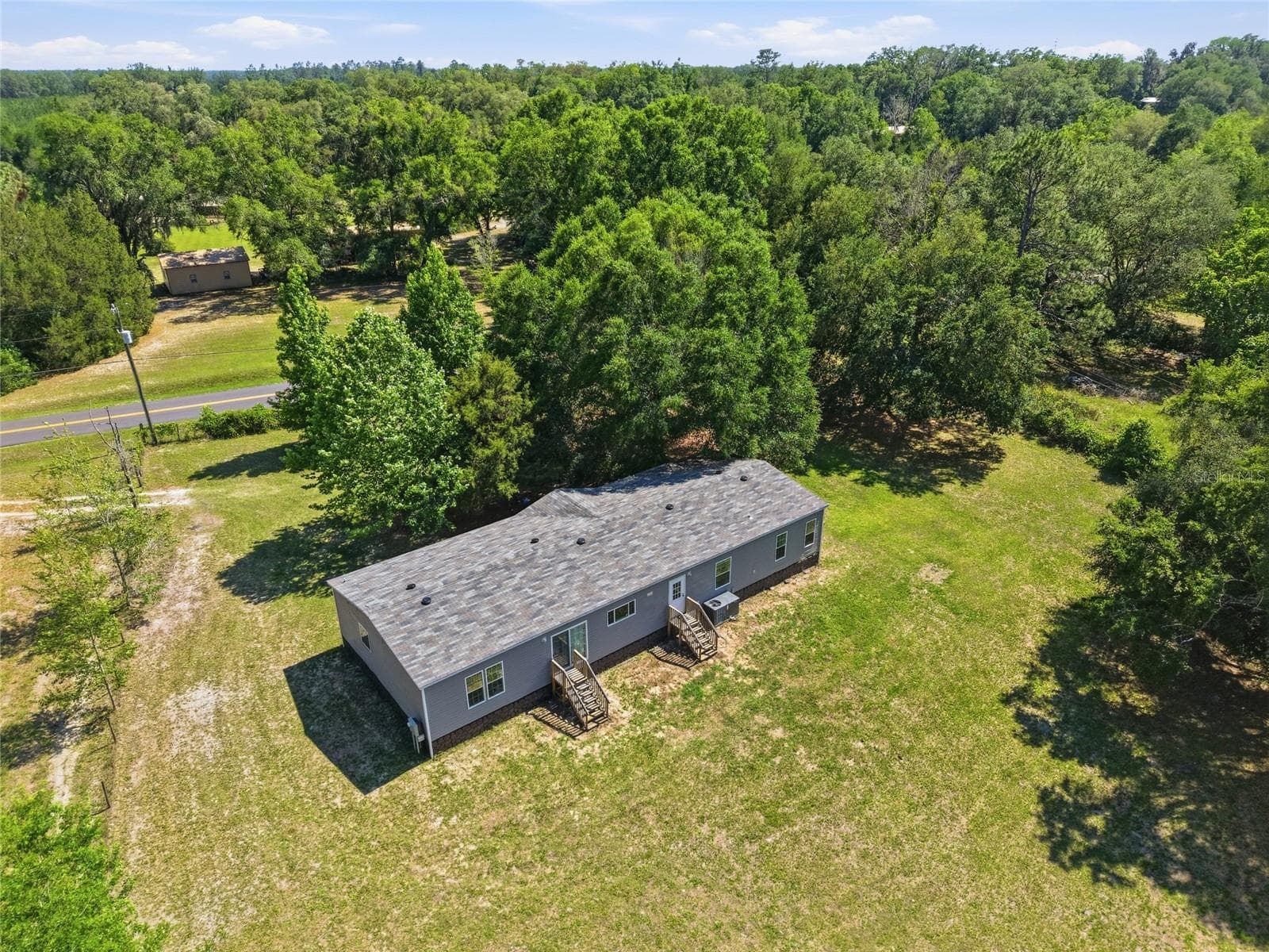 291 SW LEGION DR