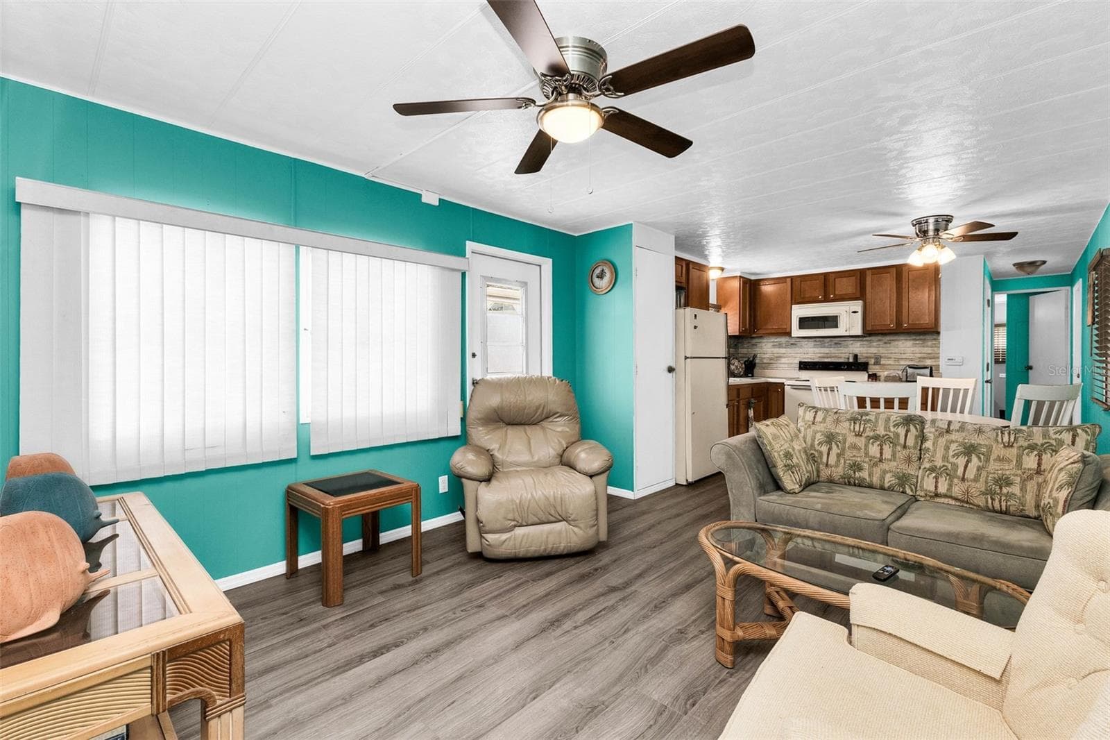 Mobile Home at 6442 HIKINA DR, NORTH PORT, photo 2 of 23