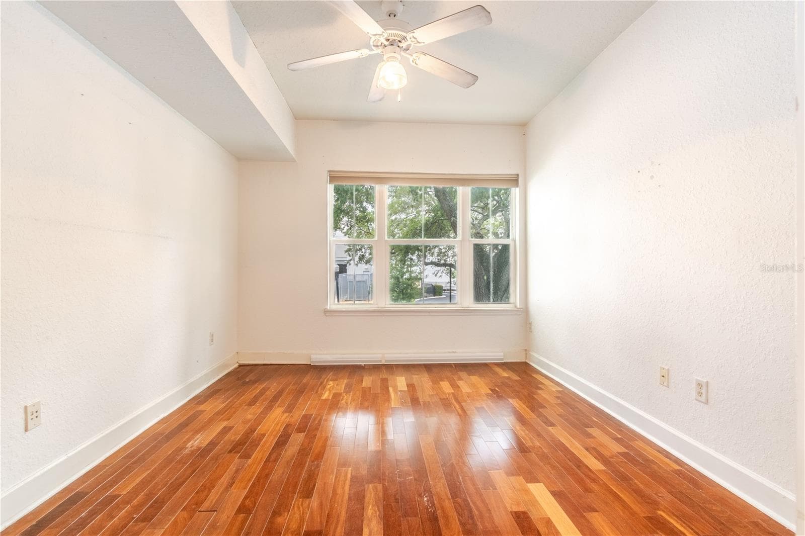 Primary Bedroom unstaged - 202 E SOUTH ST #1044, ORLANDO
