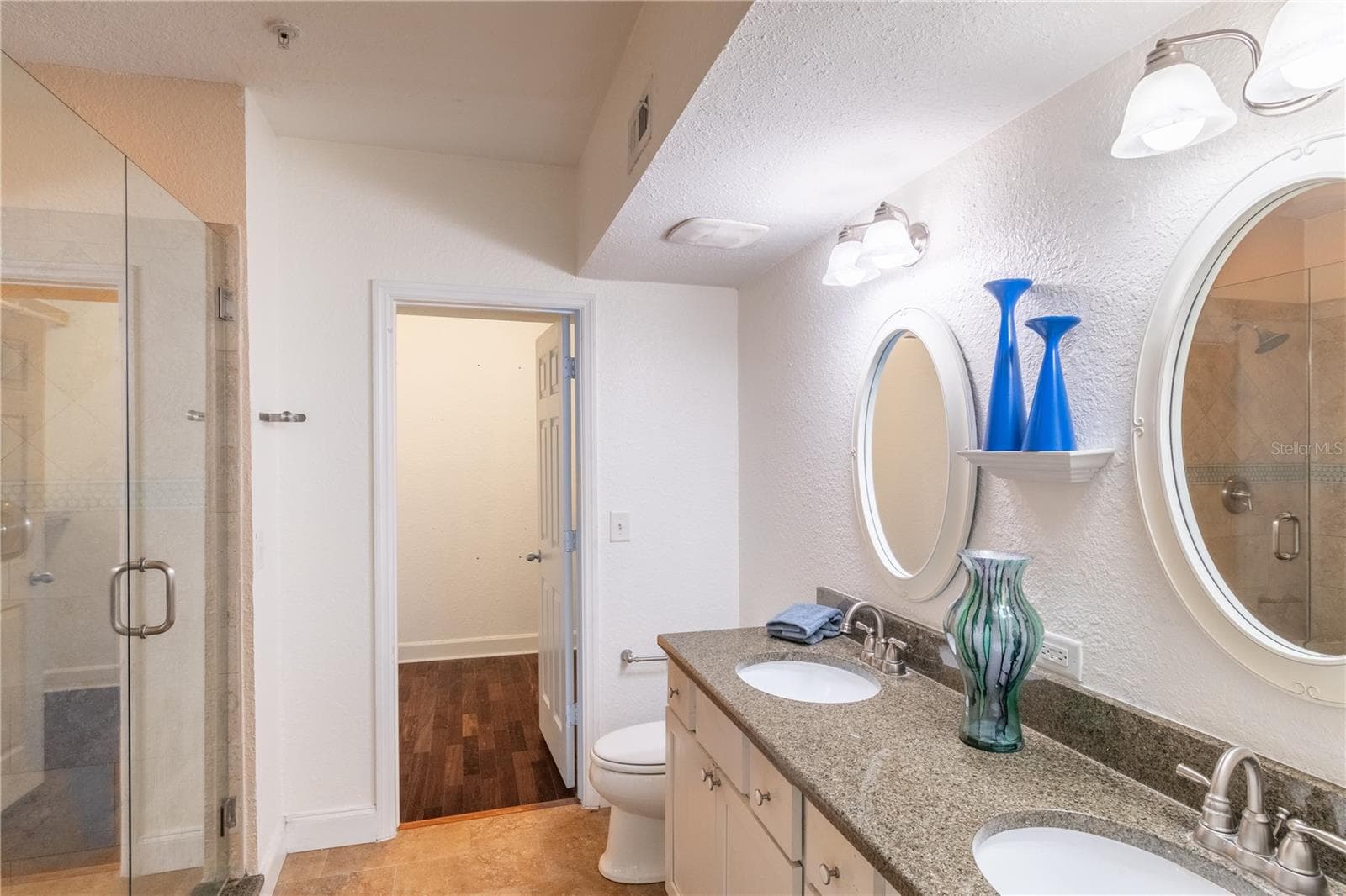 Primary Bath - 202 E SOUTH ST #1044, ORLANDO