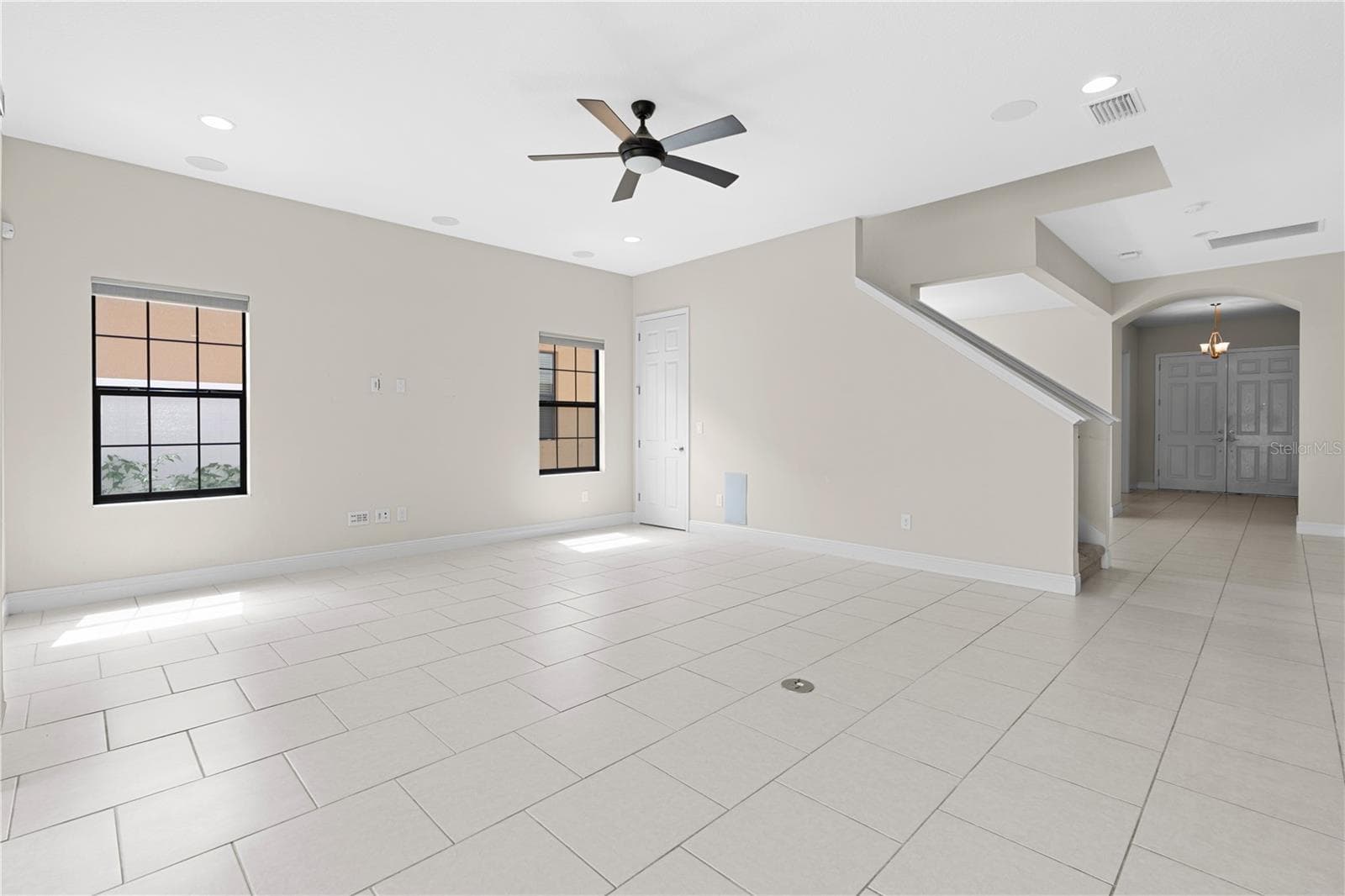 Single Family Residence at 13830 MOONSTONE CANYON DR, RIVERVIEW, photo 19 of 74