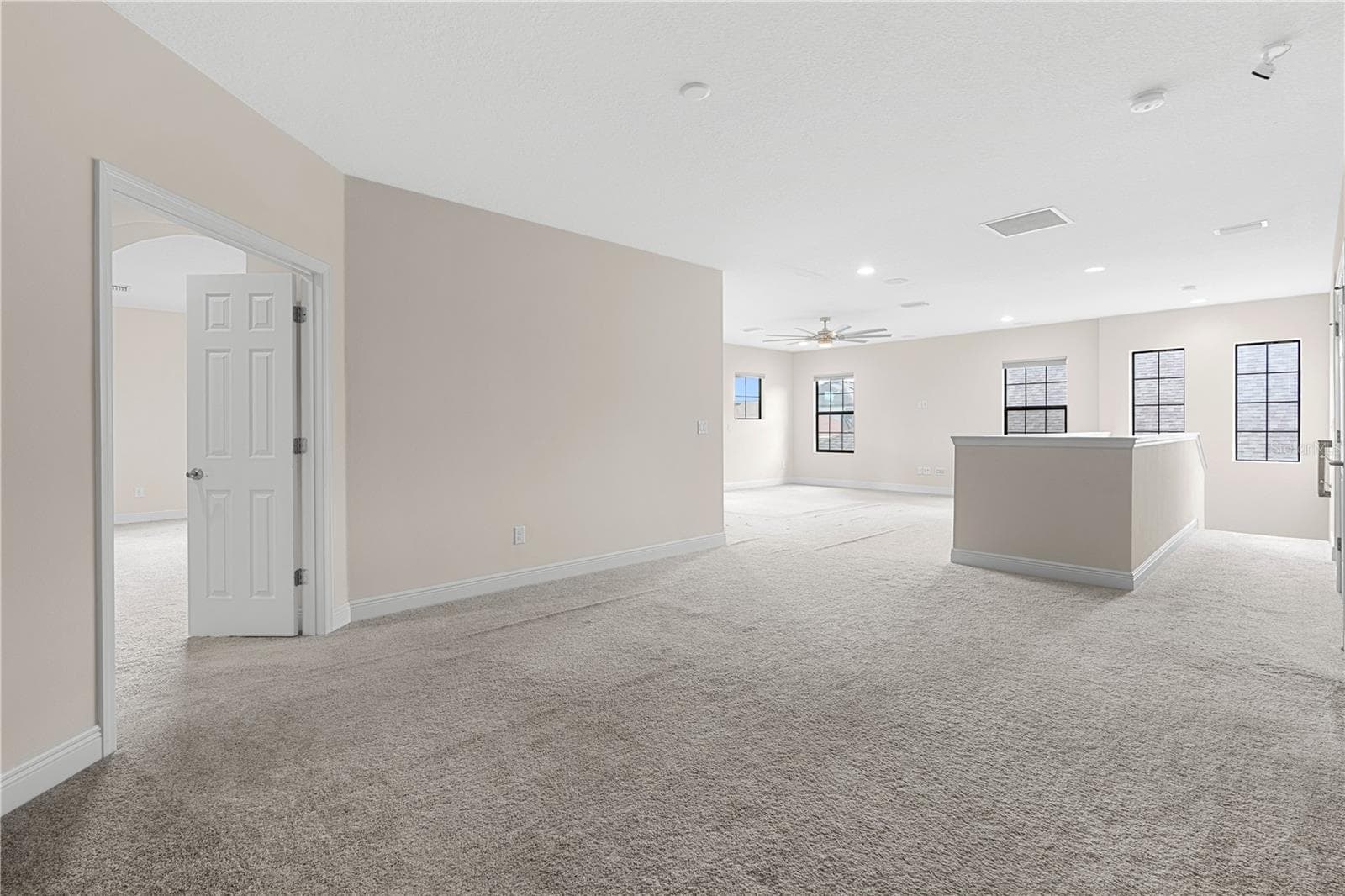 upstairs loft - 13830 MOONSTONE CANYON DR, RIVERVIEW