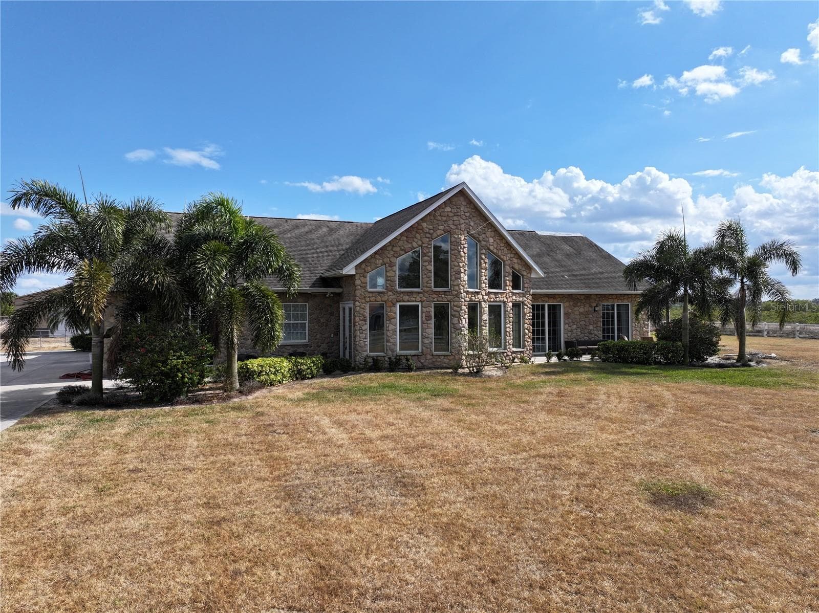 Single Family Residence at 186 S BEAR POINTE DR, LAKE PLACID, photo 18 of 20