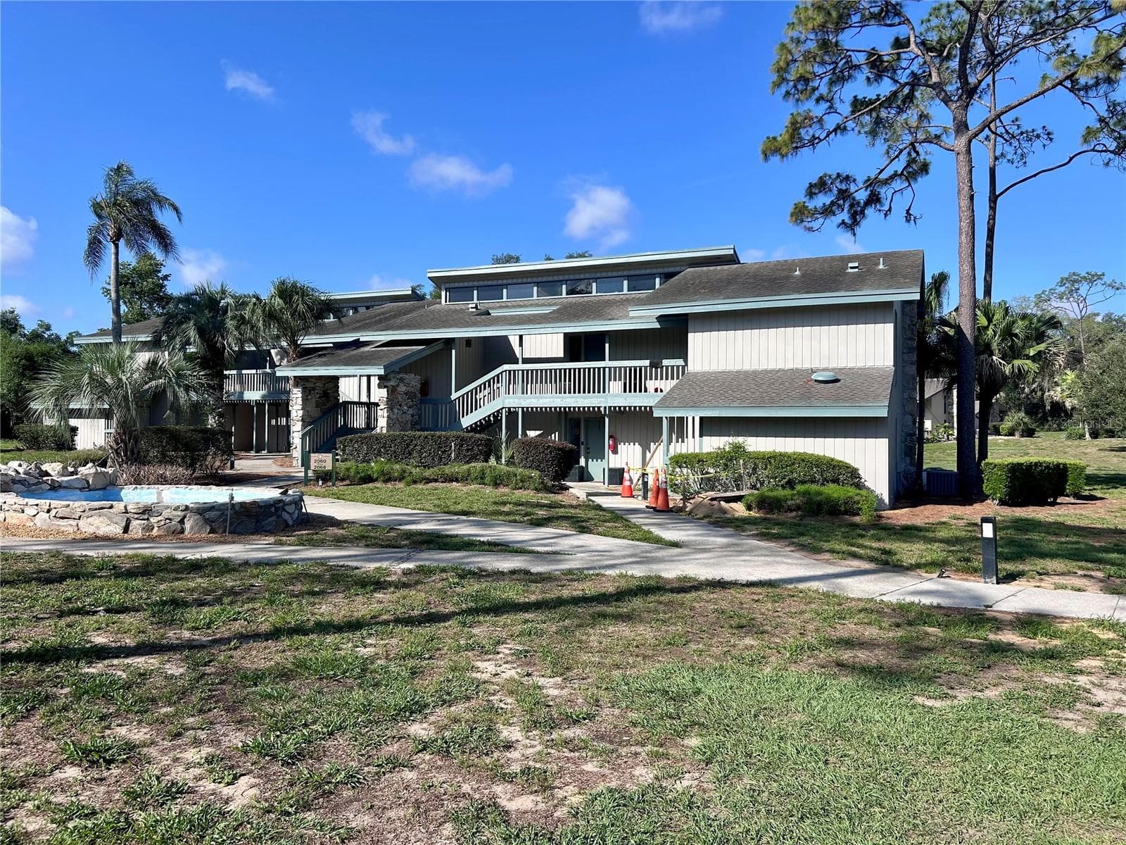 GRENELEFE CONDO CORNER LAKE EAST
