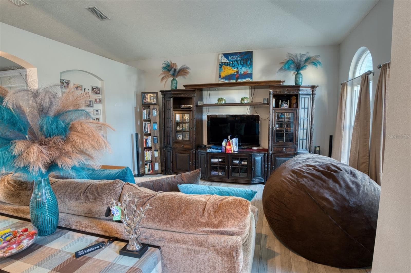 Single Family Residence at 4303 ORANGE RIDGE CT, VALRICO, photo 5 of 35