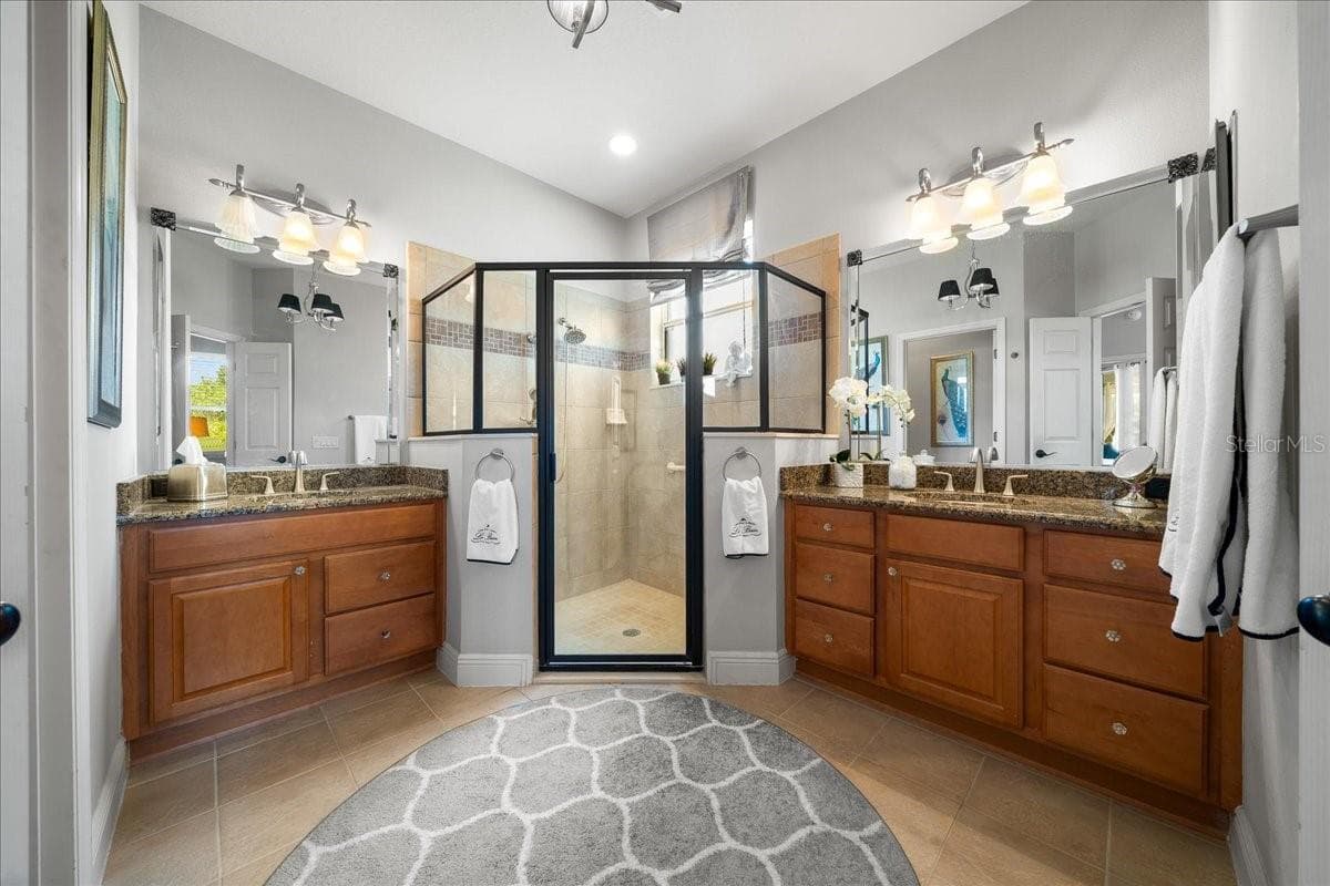 Primary Bathroom Features Dual Sinks - 1606 SNELLING AVE, THE VILLAGES