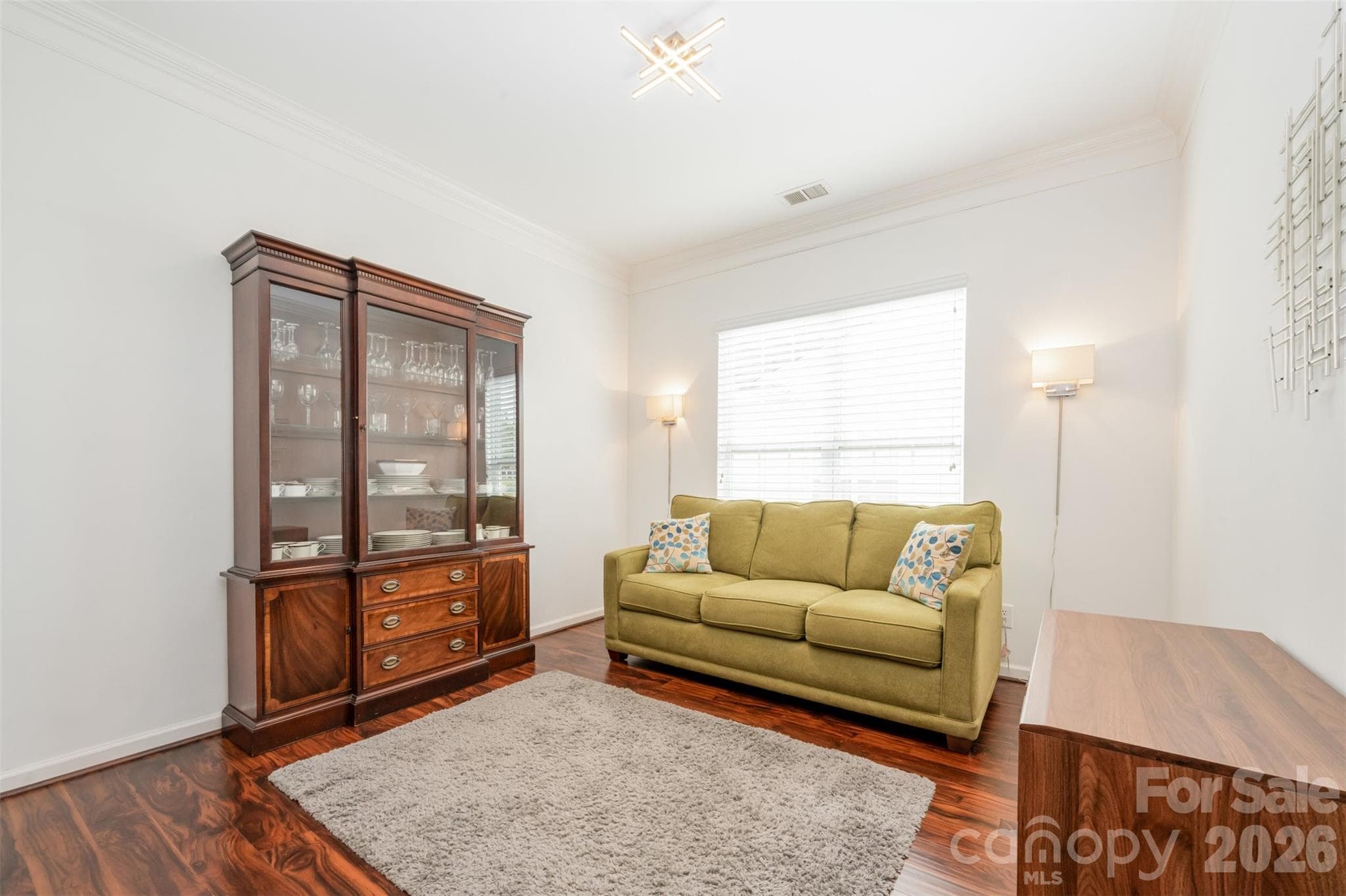 Informal sitting area off formal dining - 43041 Mimosa Court, Fort Mill