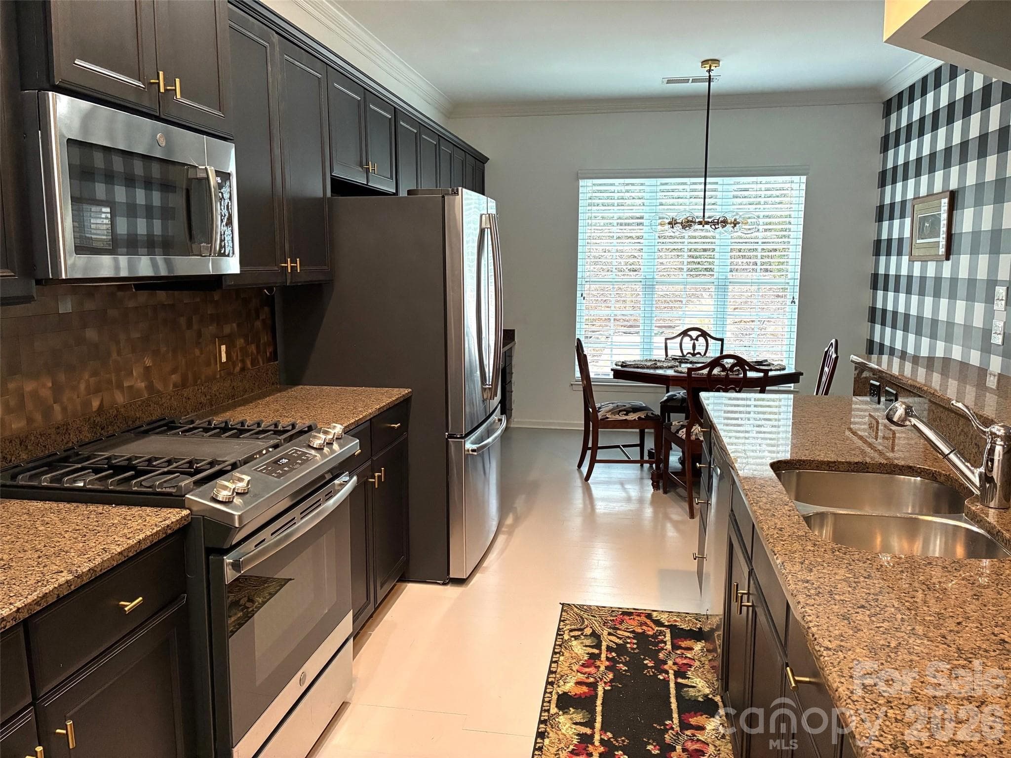 Kitchen - 43041 Mimosa Court, Fort Mill