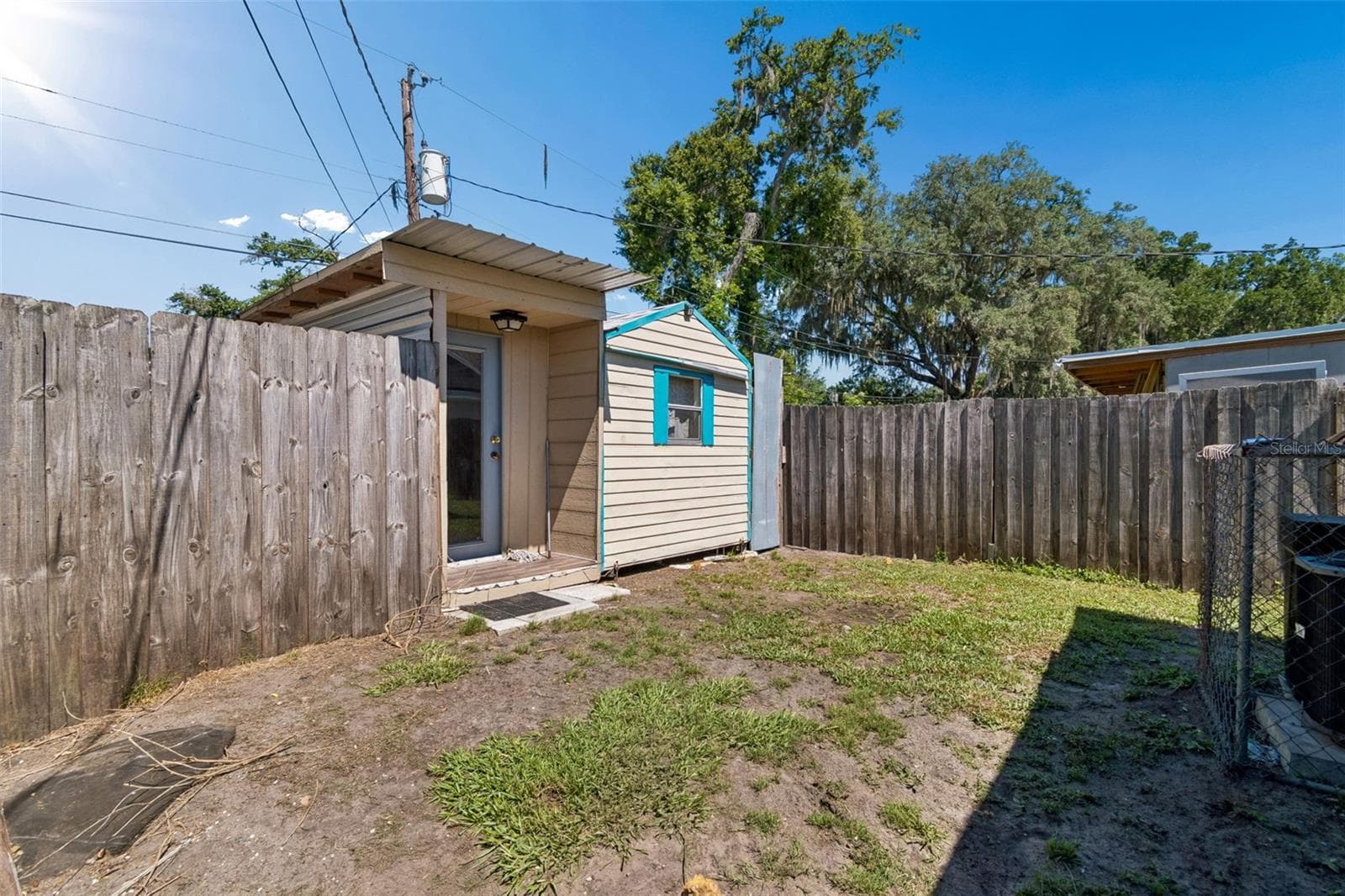 Single Family Residence at 1038 CANAL DR W, LAKELAND, photo 9 of 20