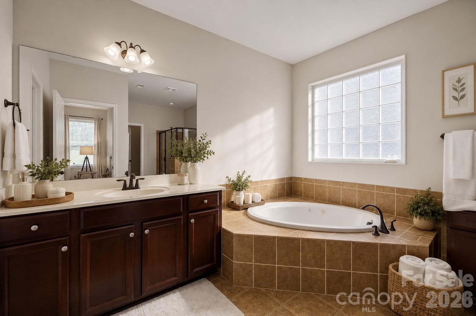 Primary Bath - Clover